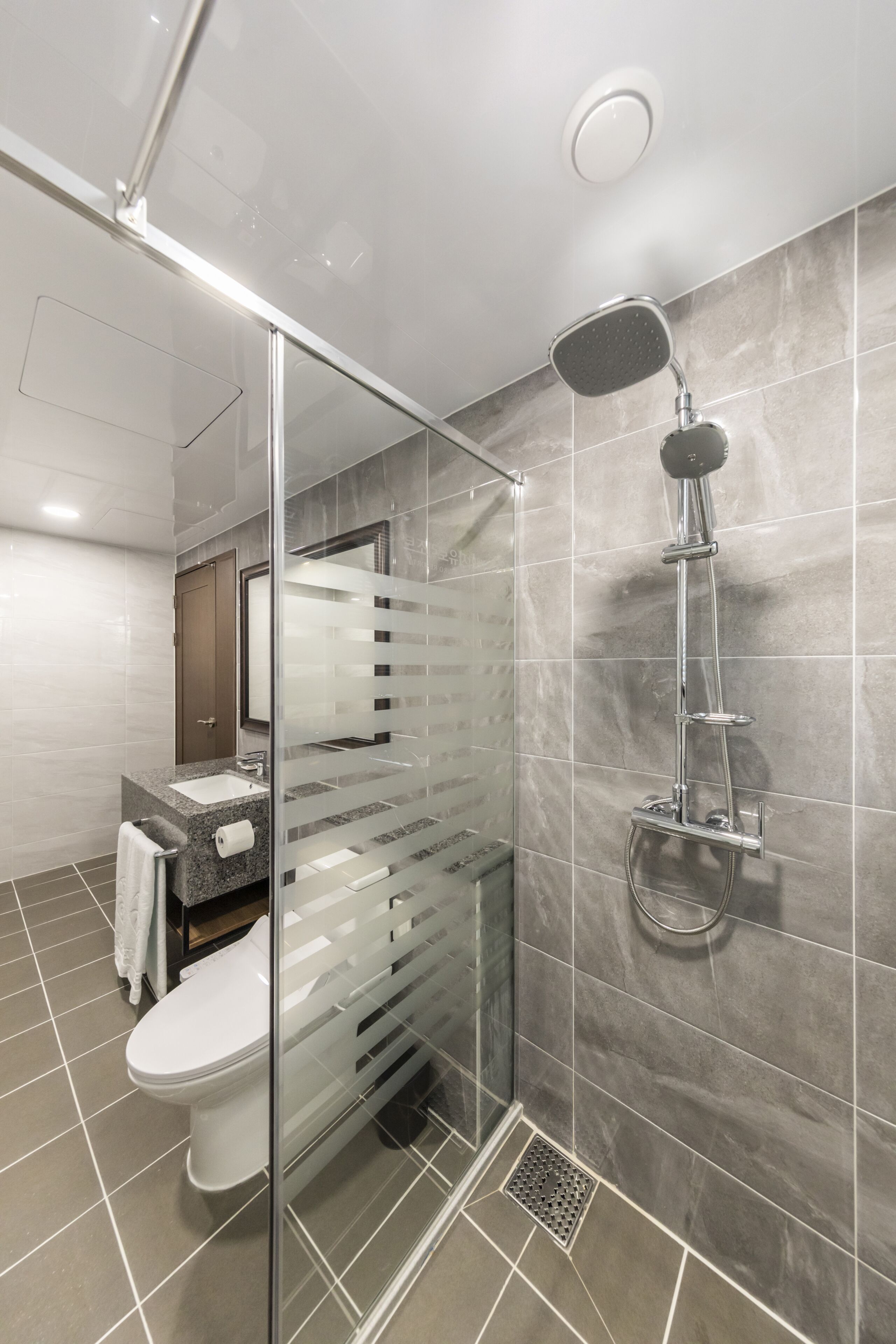 Baekhak Jayuro Resort