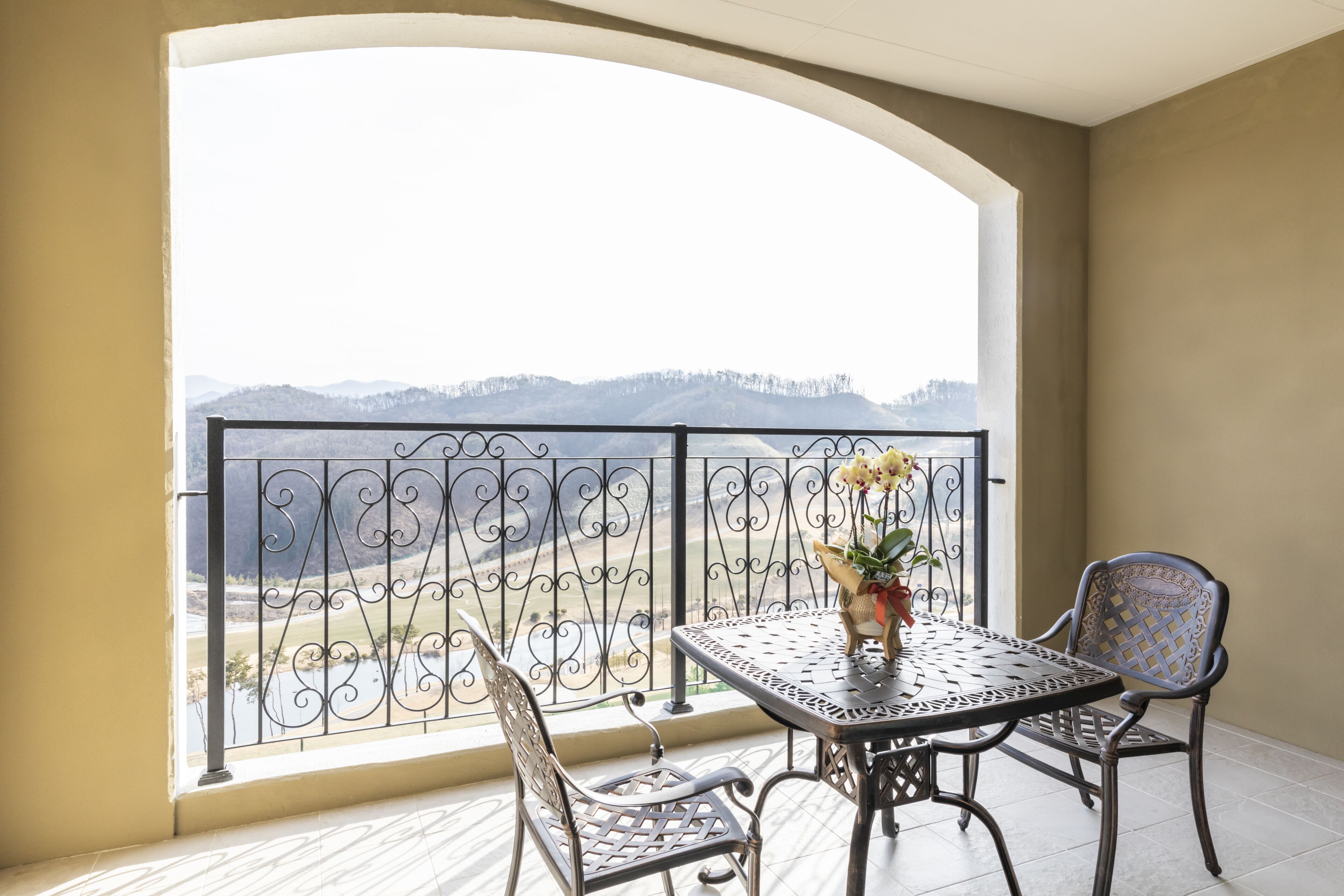 Baekhak Jayuro Resort