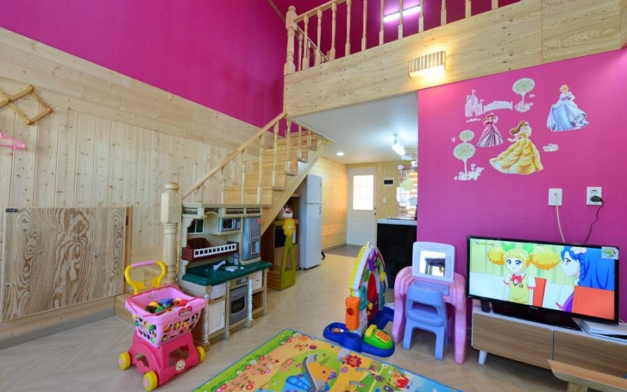 Yeoncheon Pool Kids Spa Pension