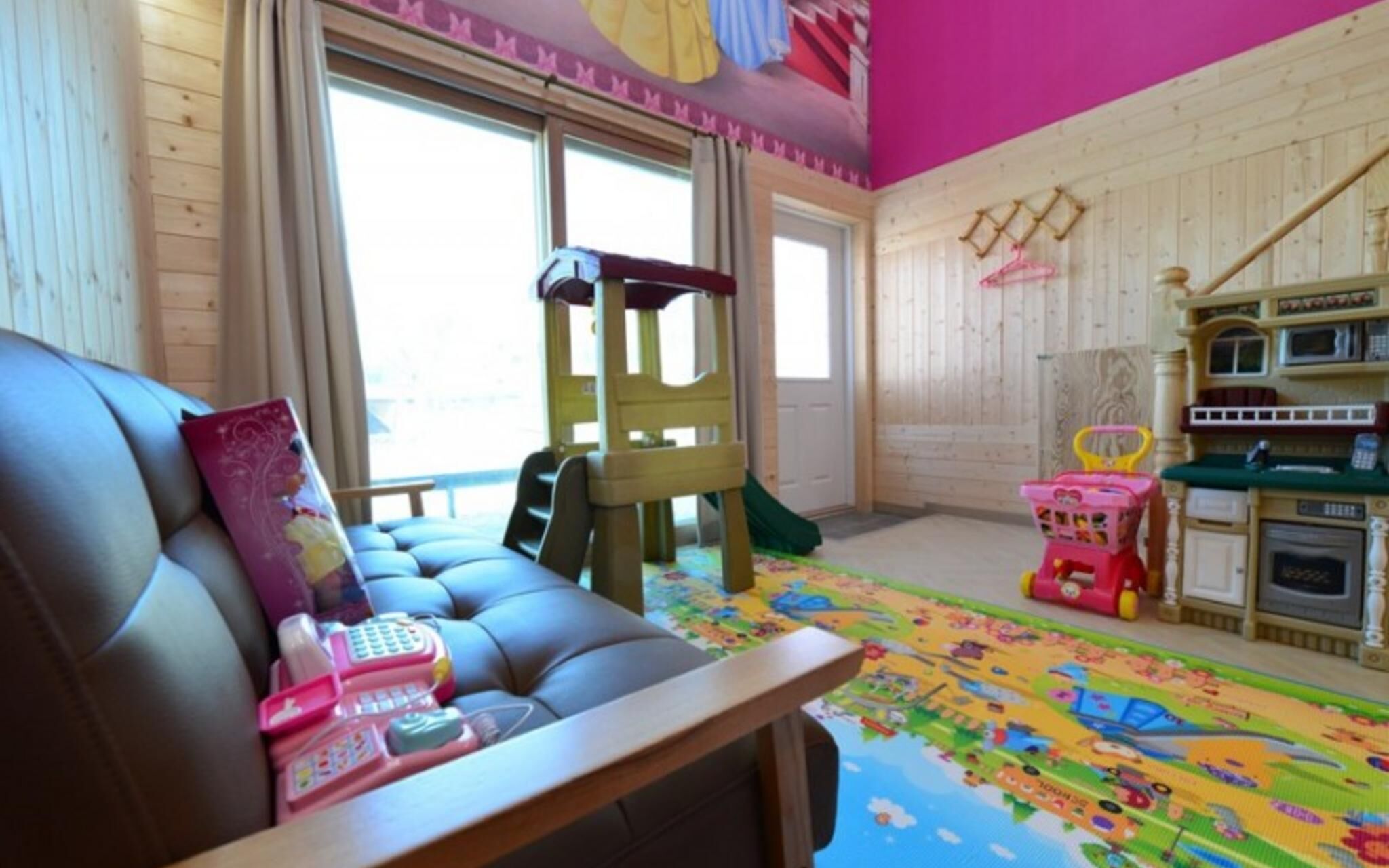Yeoncheon Pool Kids Spa Pension