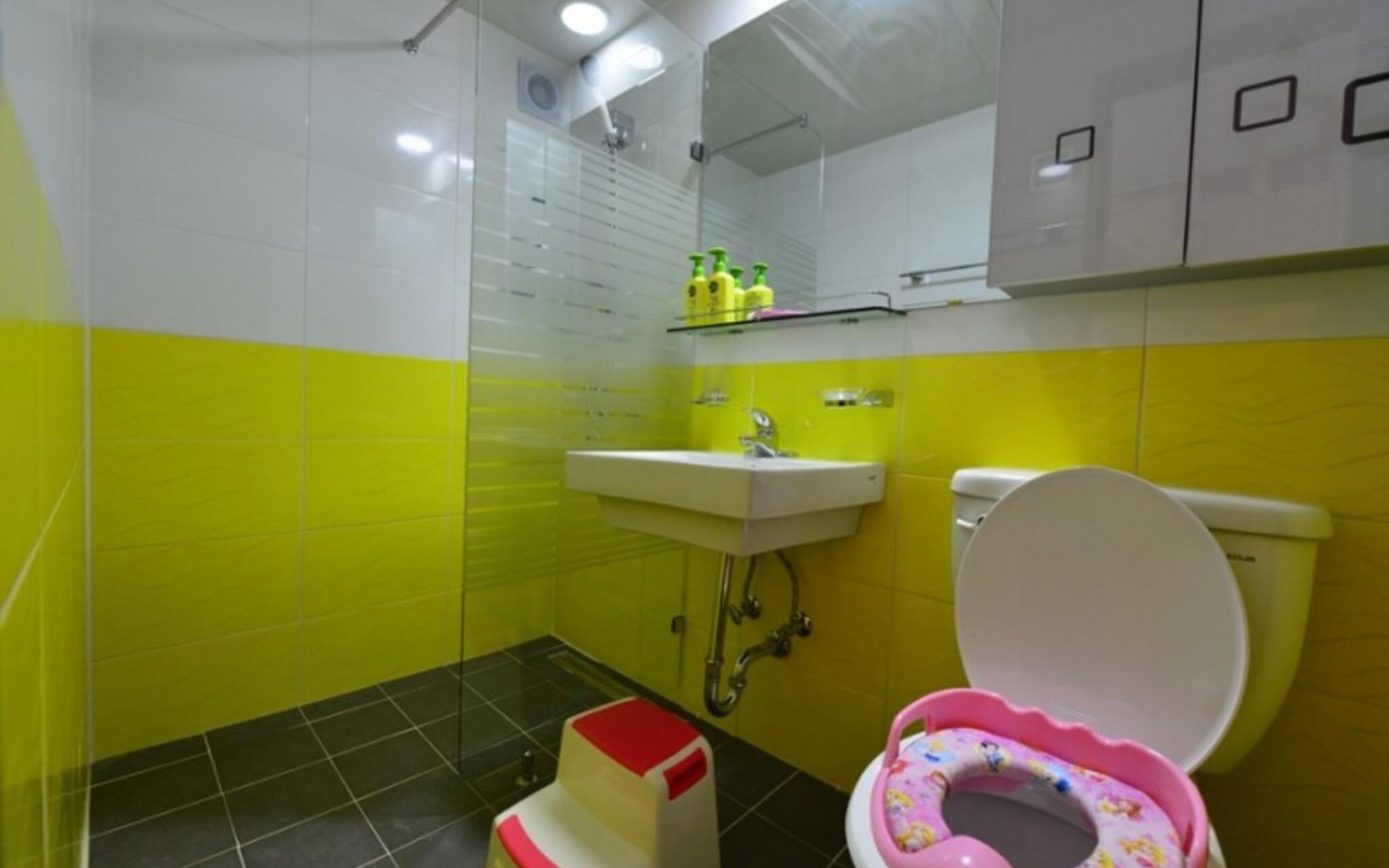 Yeoncheon Pool Kids Spa Pension