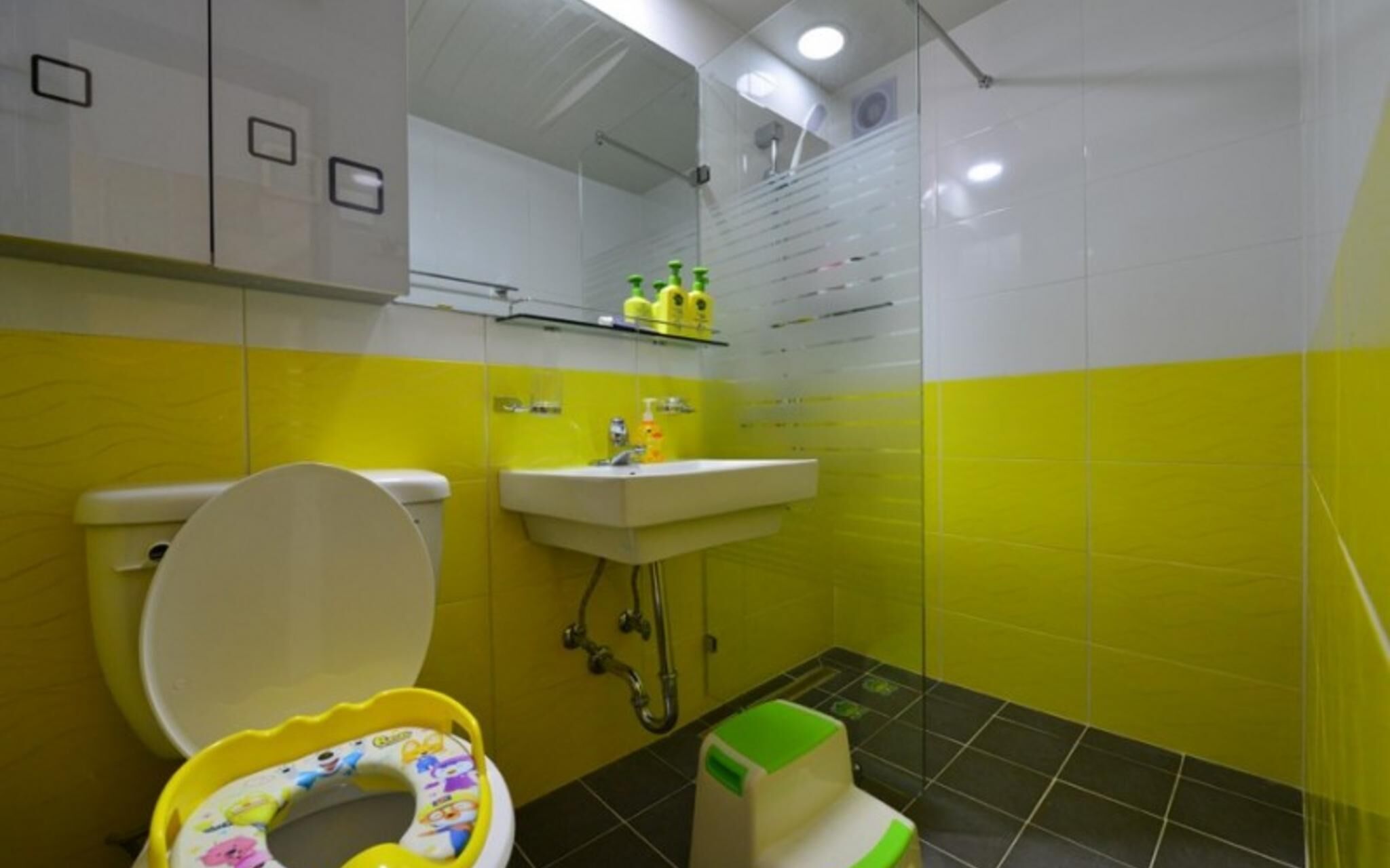Yeoncheon Pool Kids Spa Pension