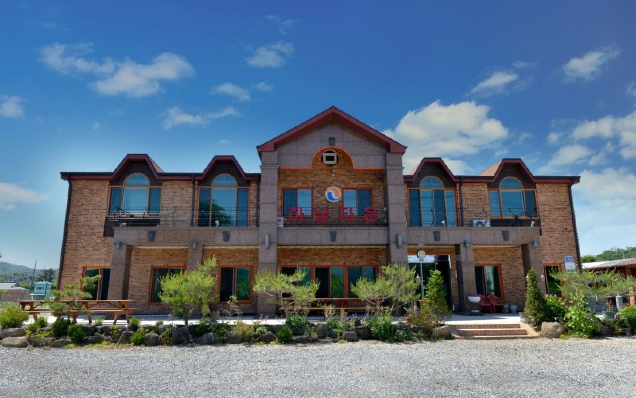 Yeoncheon Wanguijataek Pension