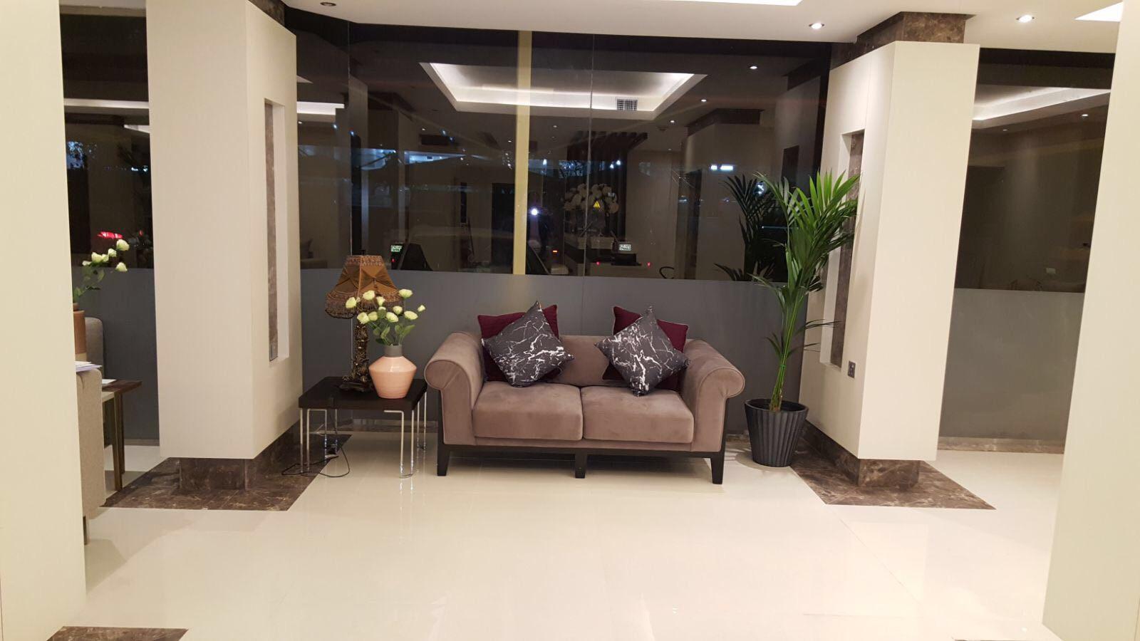 Al Muhanna Plaza Salmiya Old Souk