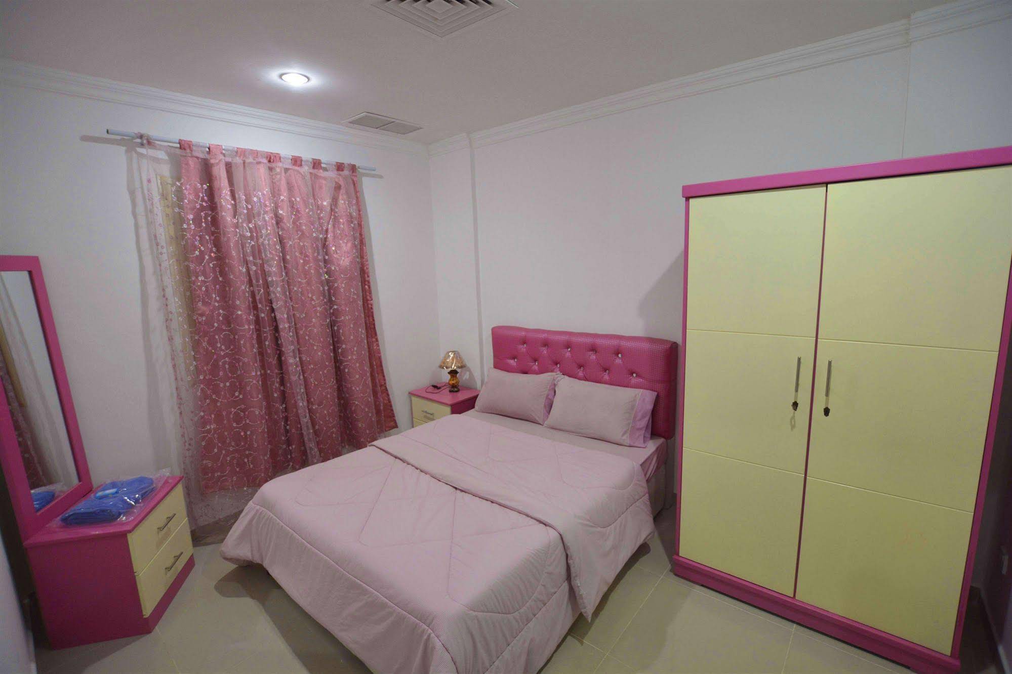 Leader Apartments