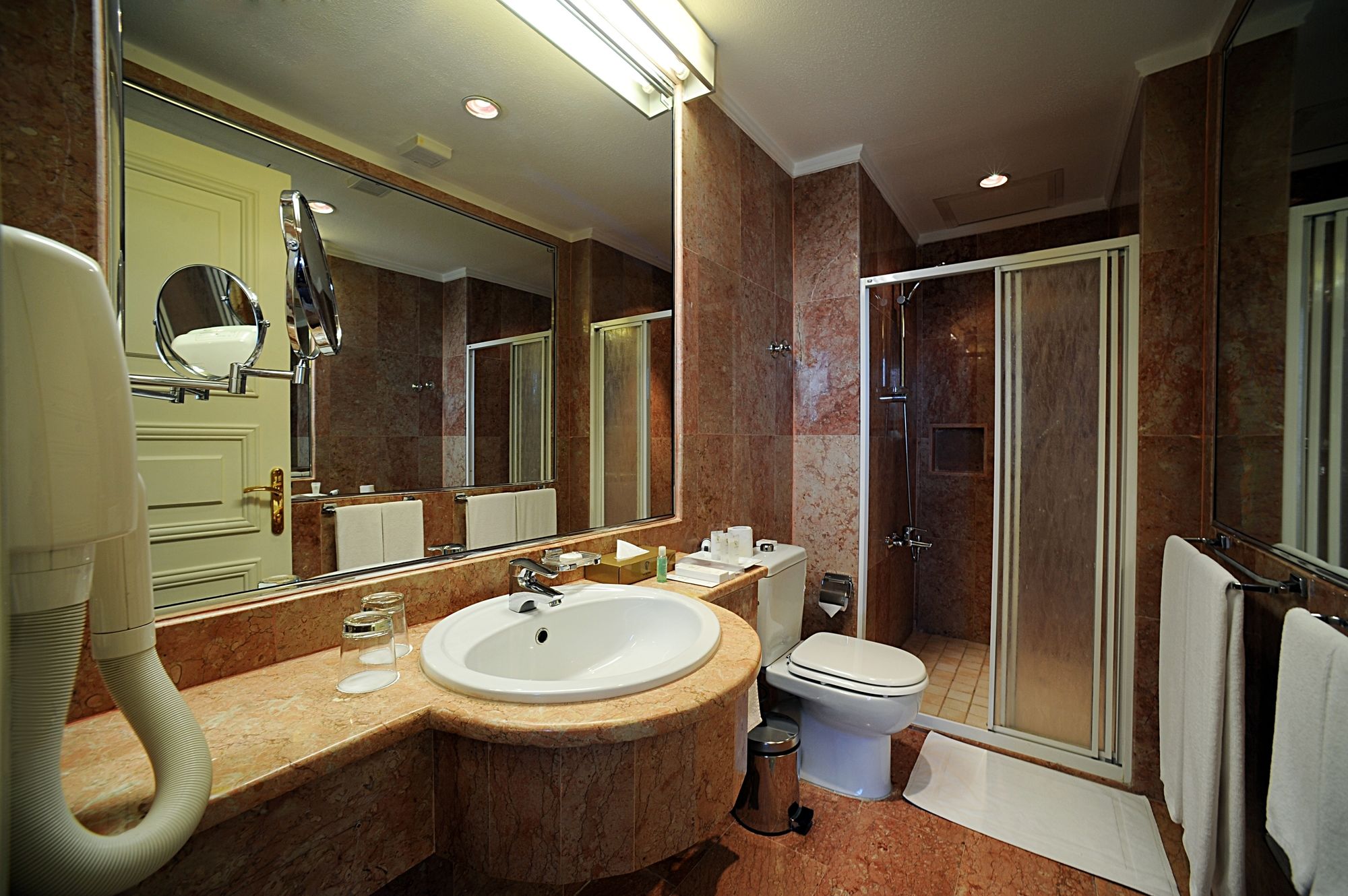 Hotel Le Royal