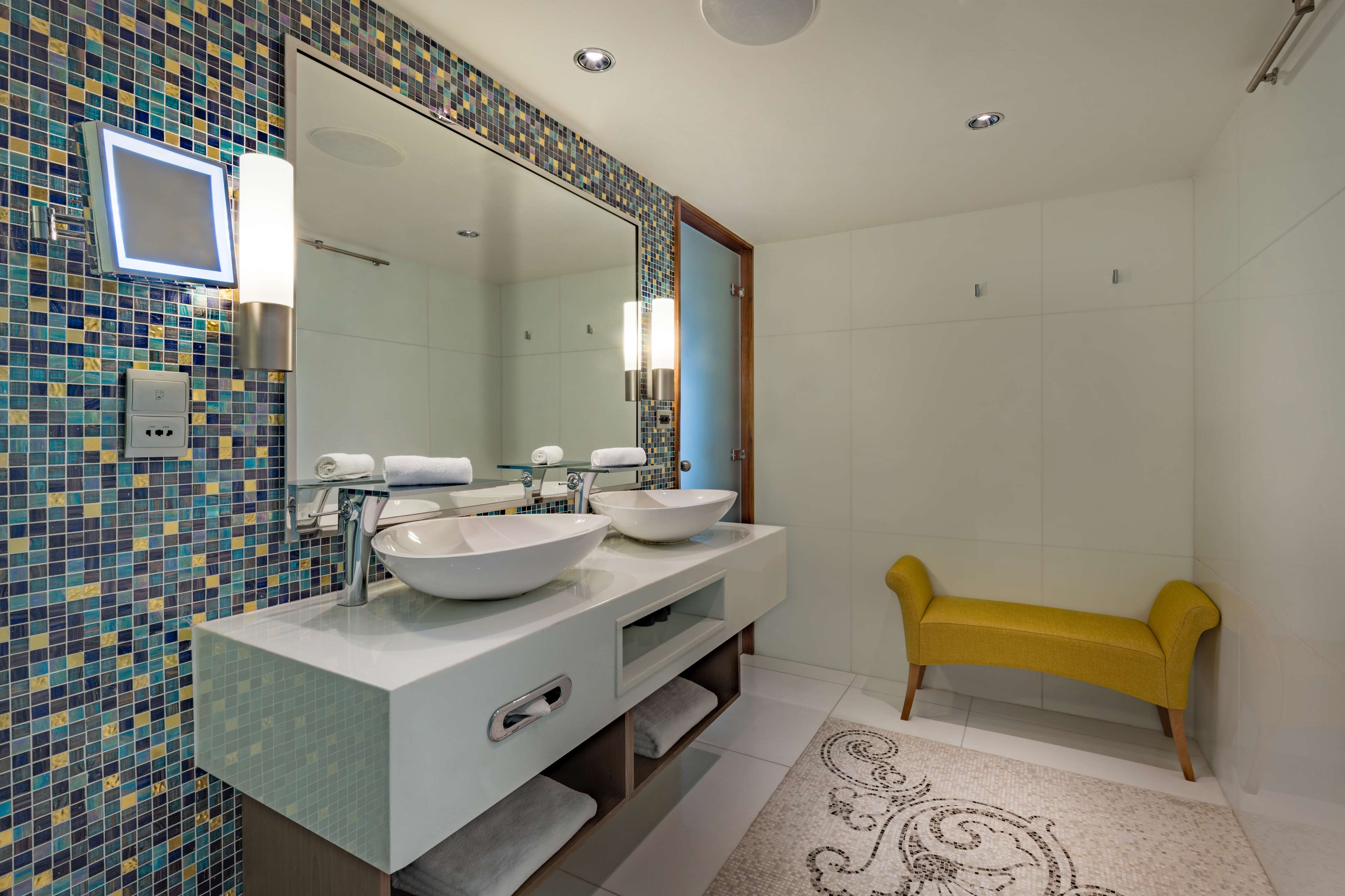 Radisson Blu Hotel Kuwait