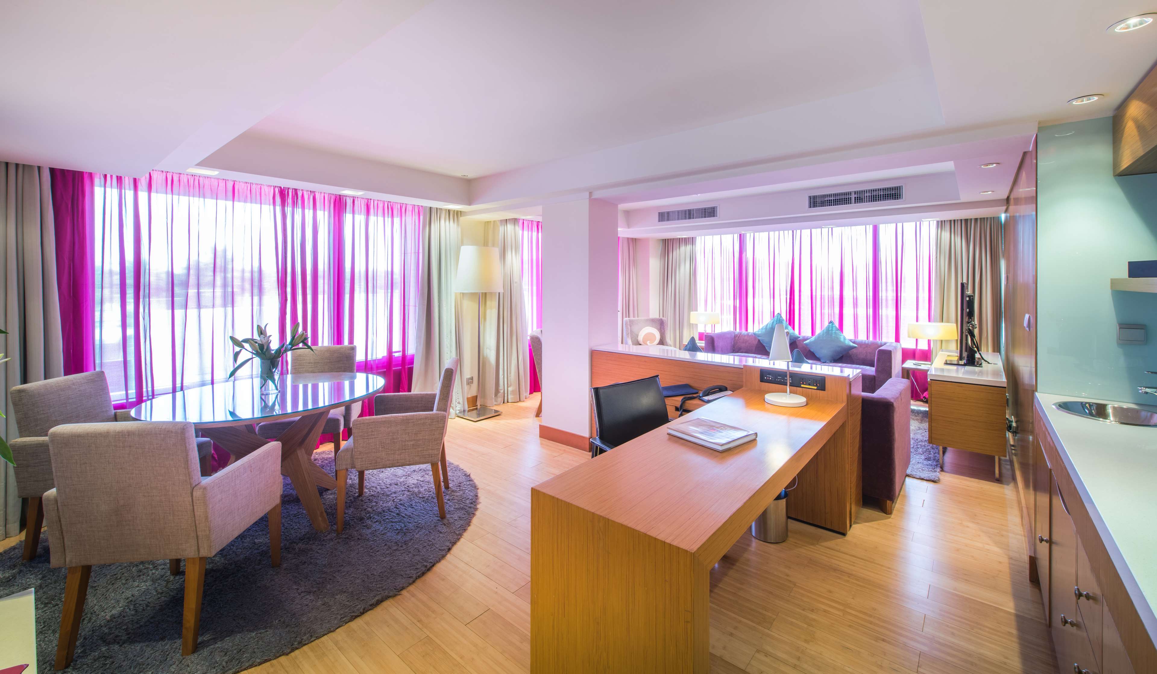 Radisson Blu Hotel Kuwait