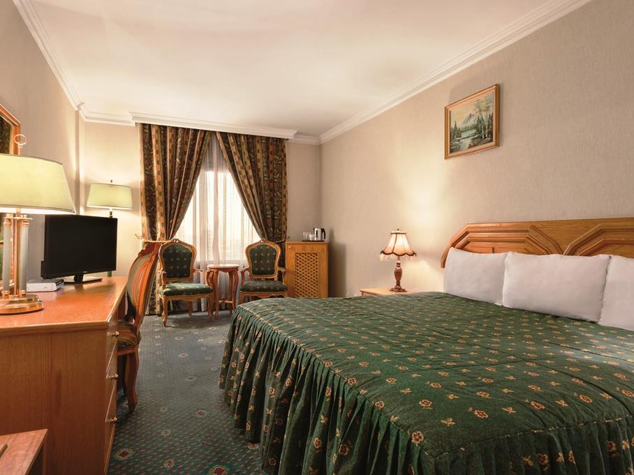 Ramal Kuwait Hotel