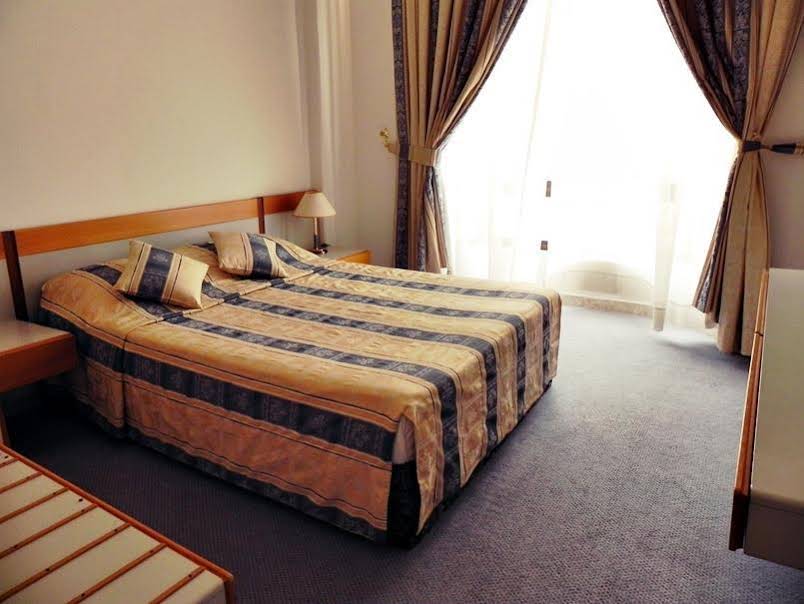 Royal Suite Hotel