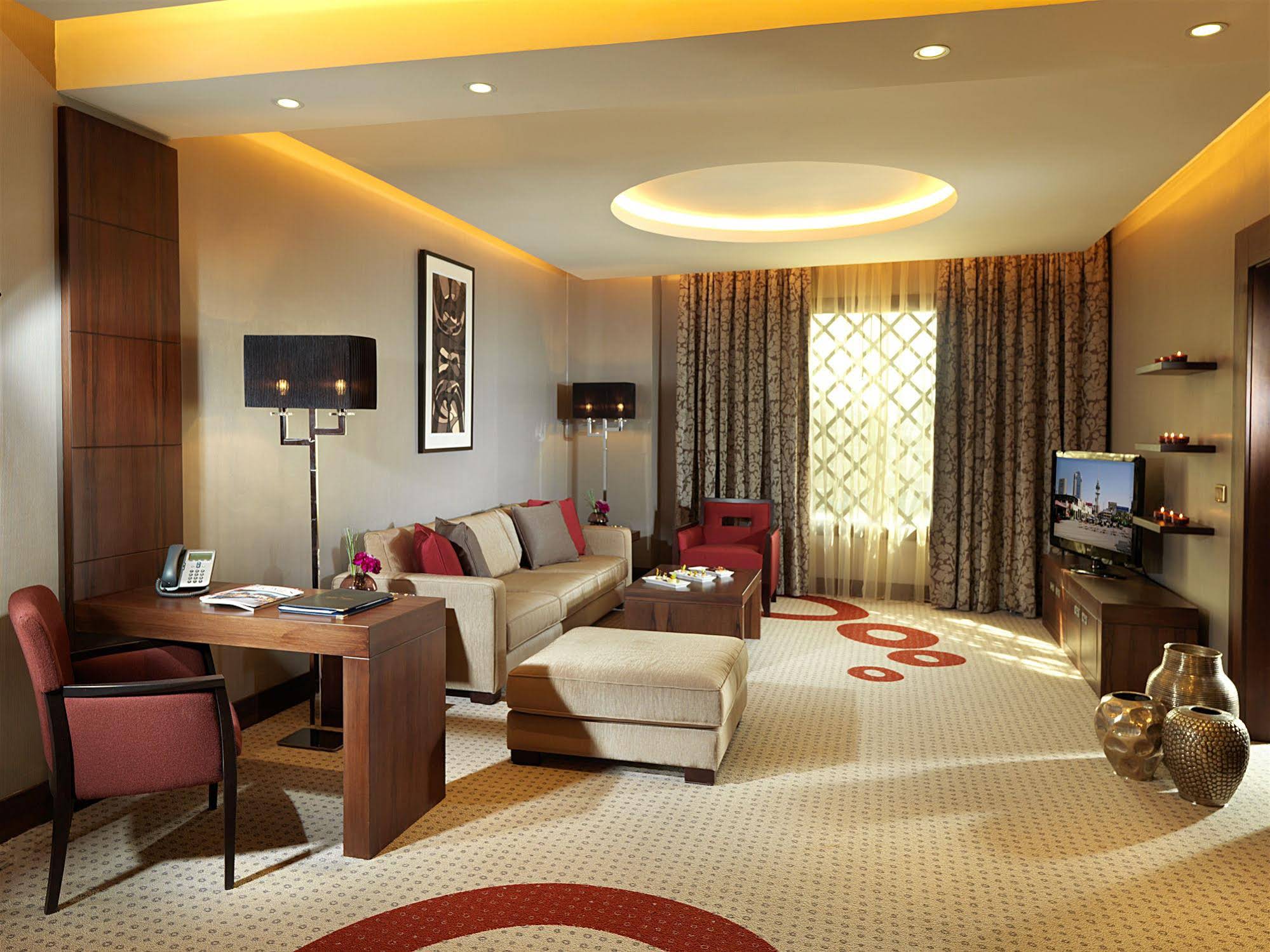 Safir Fintas Kuwait Hotel