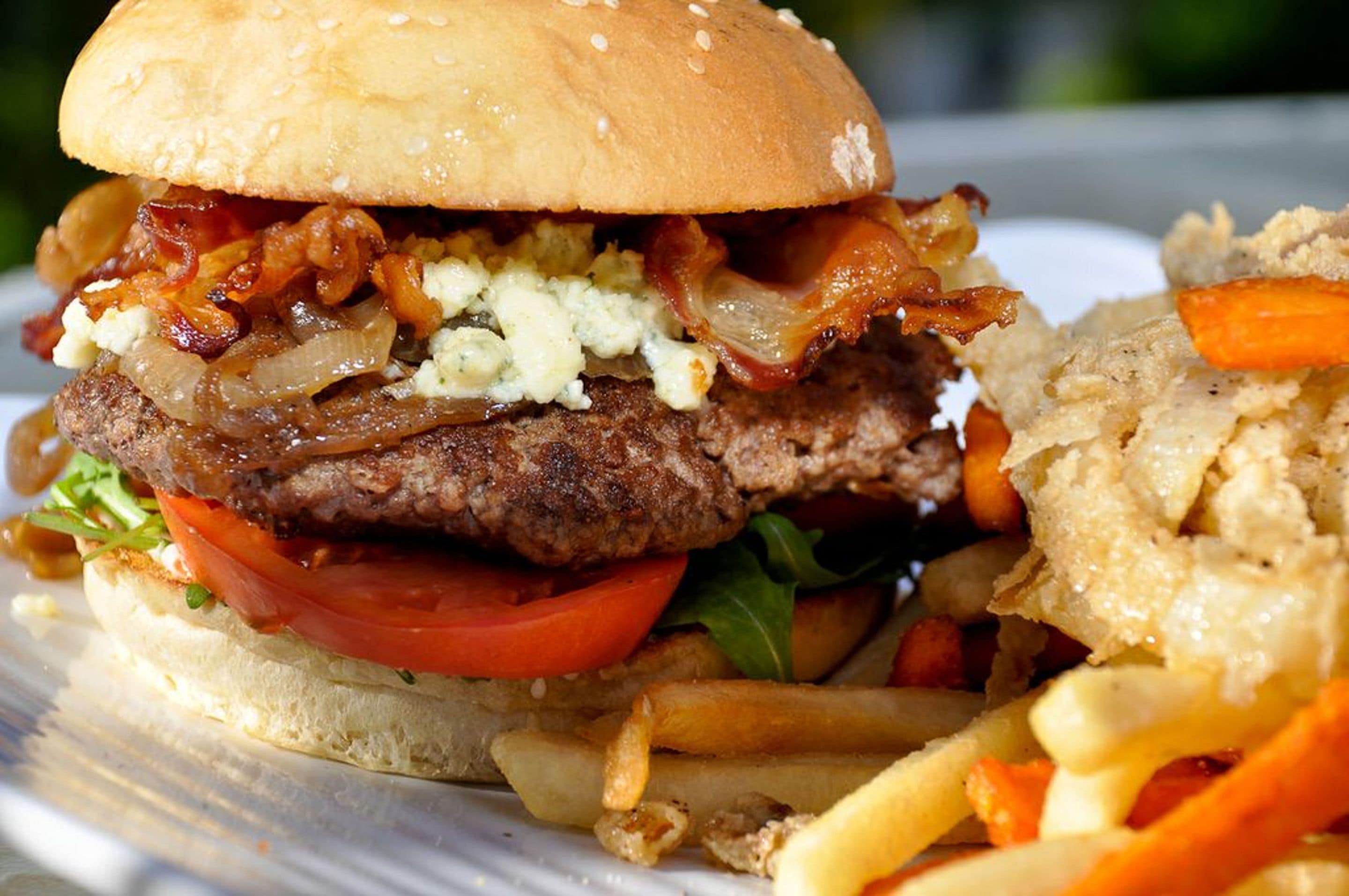 Sunshine Suites Resort