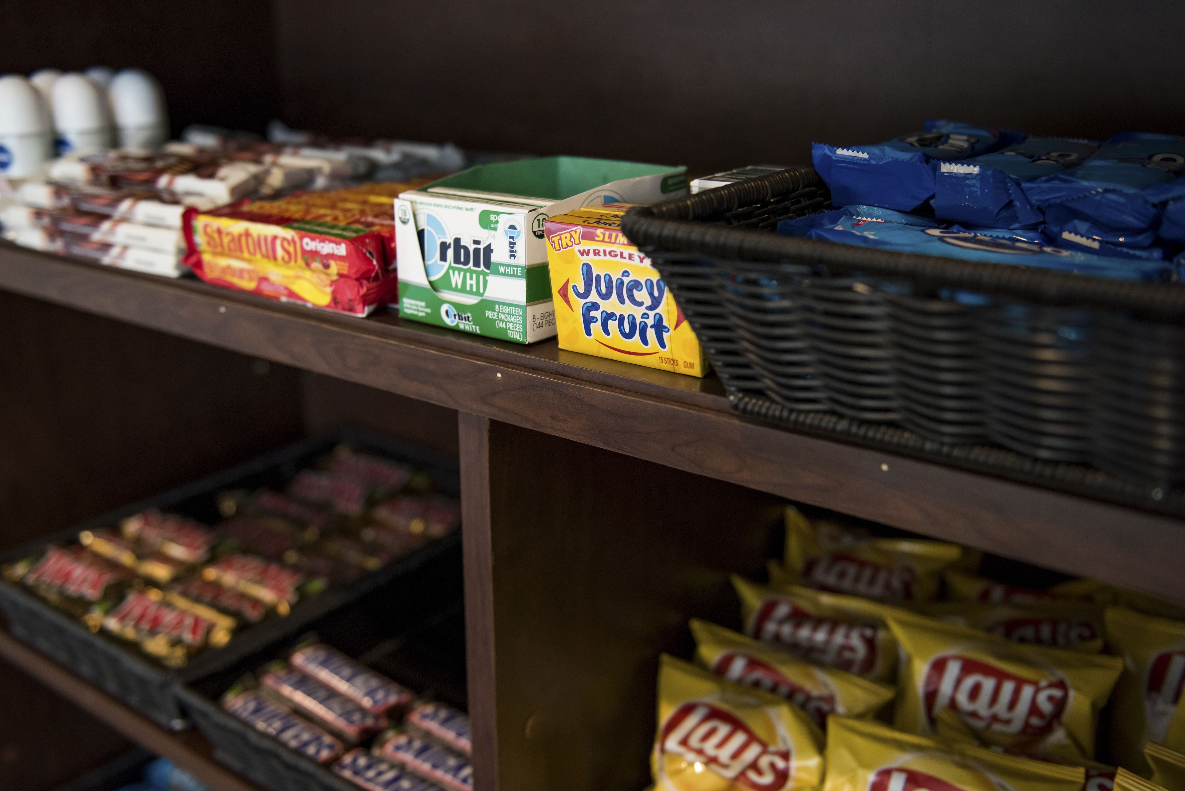 Sunshine Suites Resort