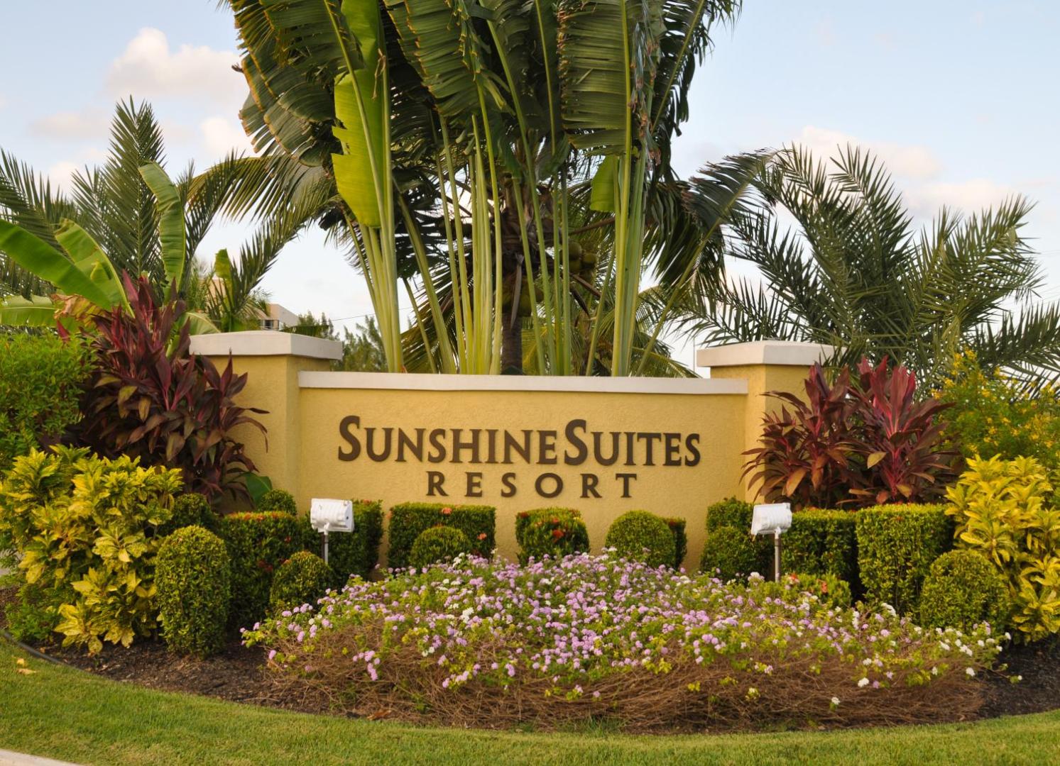 Sunshine Suites Resort