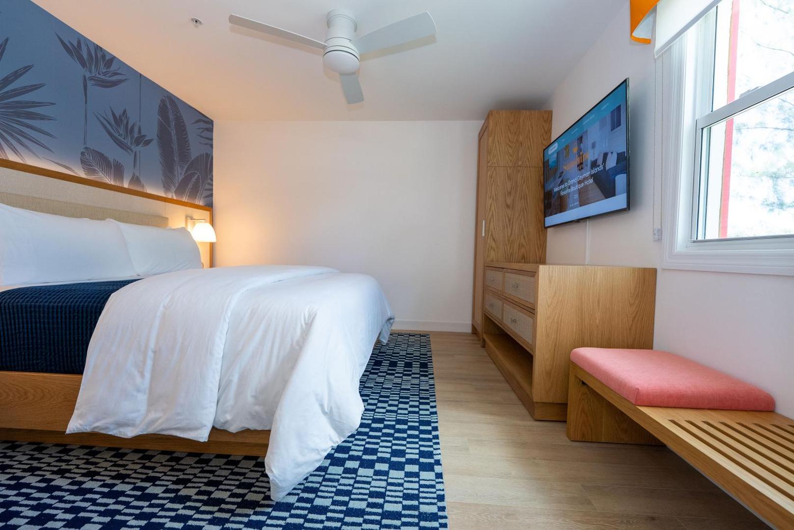 Sunshine Suites Resort