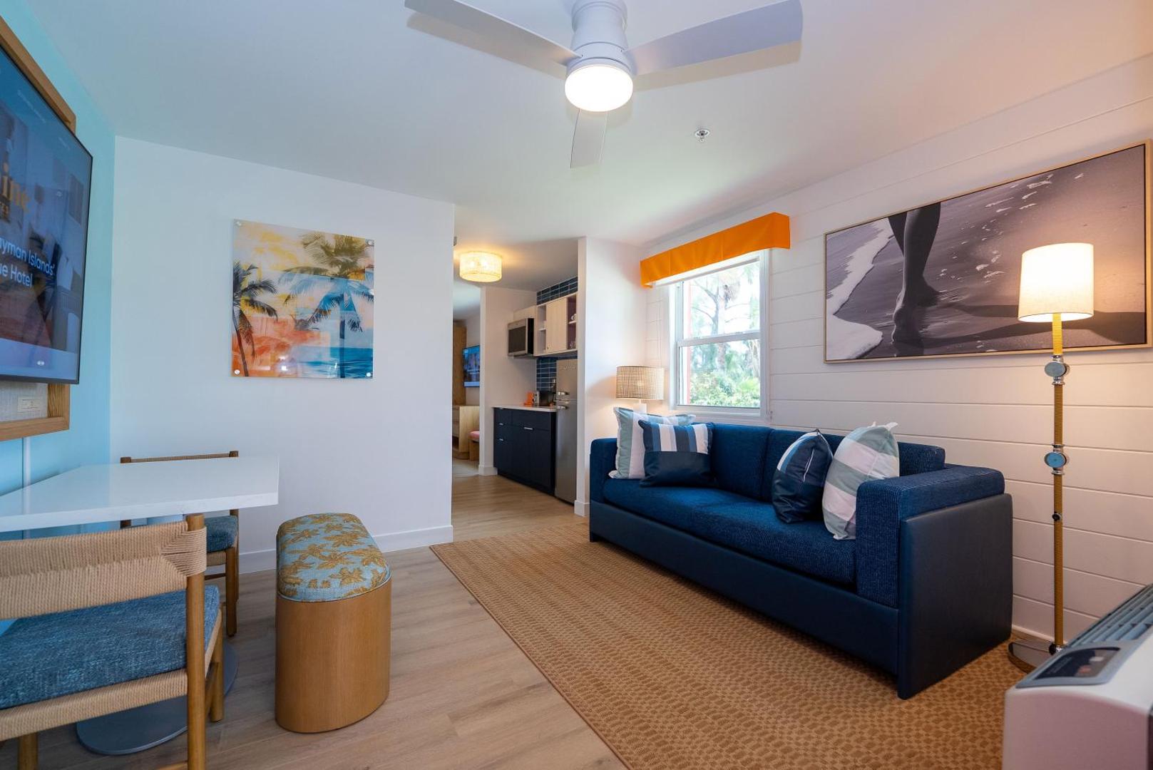 Sunshine Suites Resort