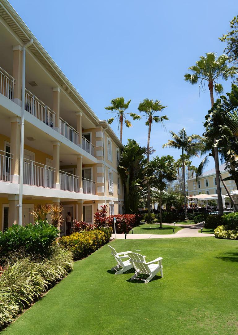 Sunshine Suites Resort