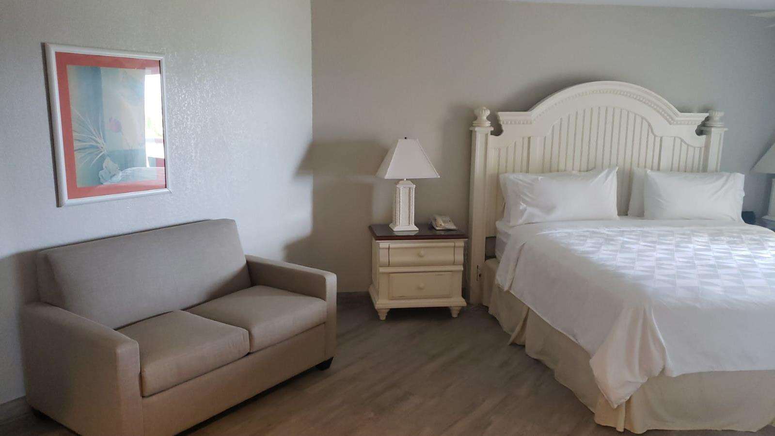 The Grand Caymanian Resort