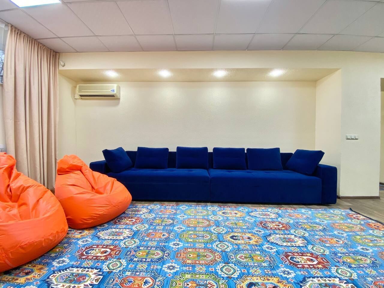 Alma-Ata Hostel