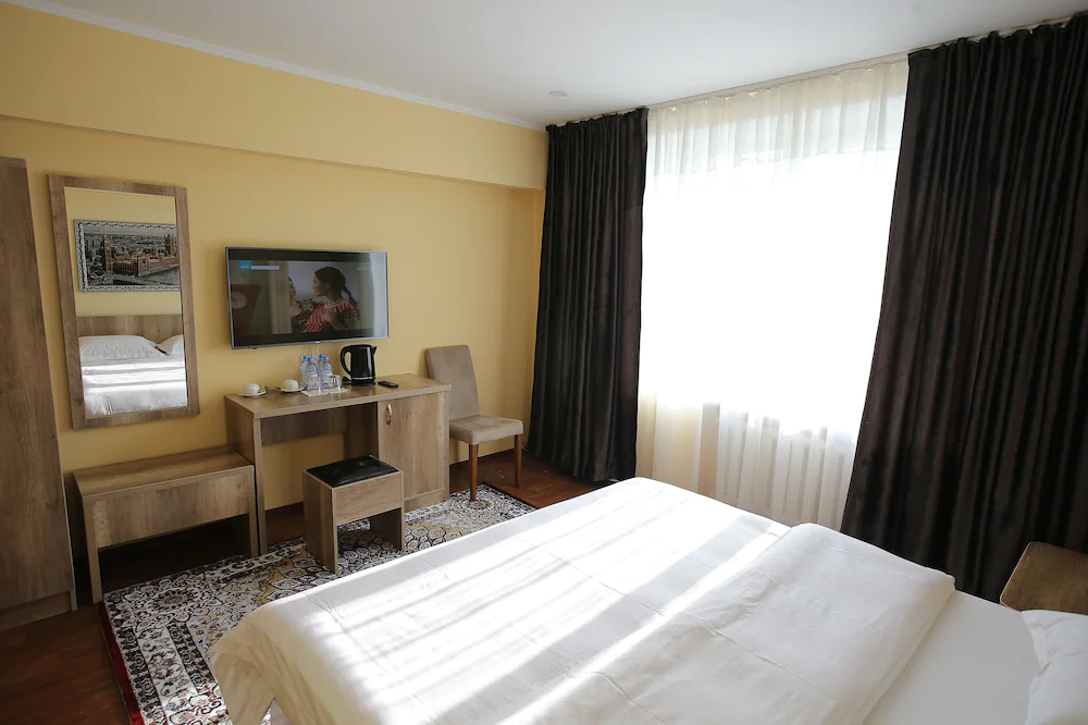 Altai Business Hotel