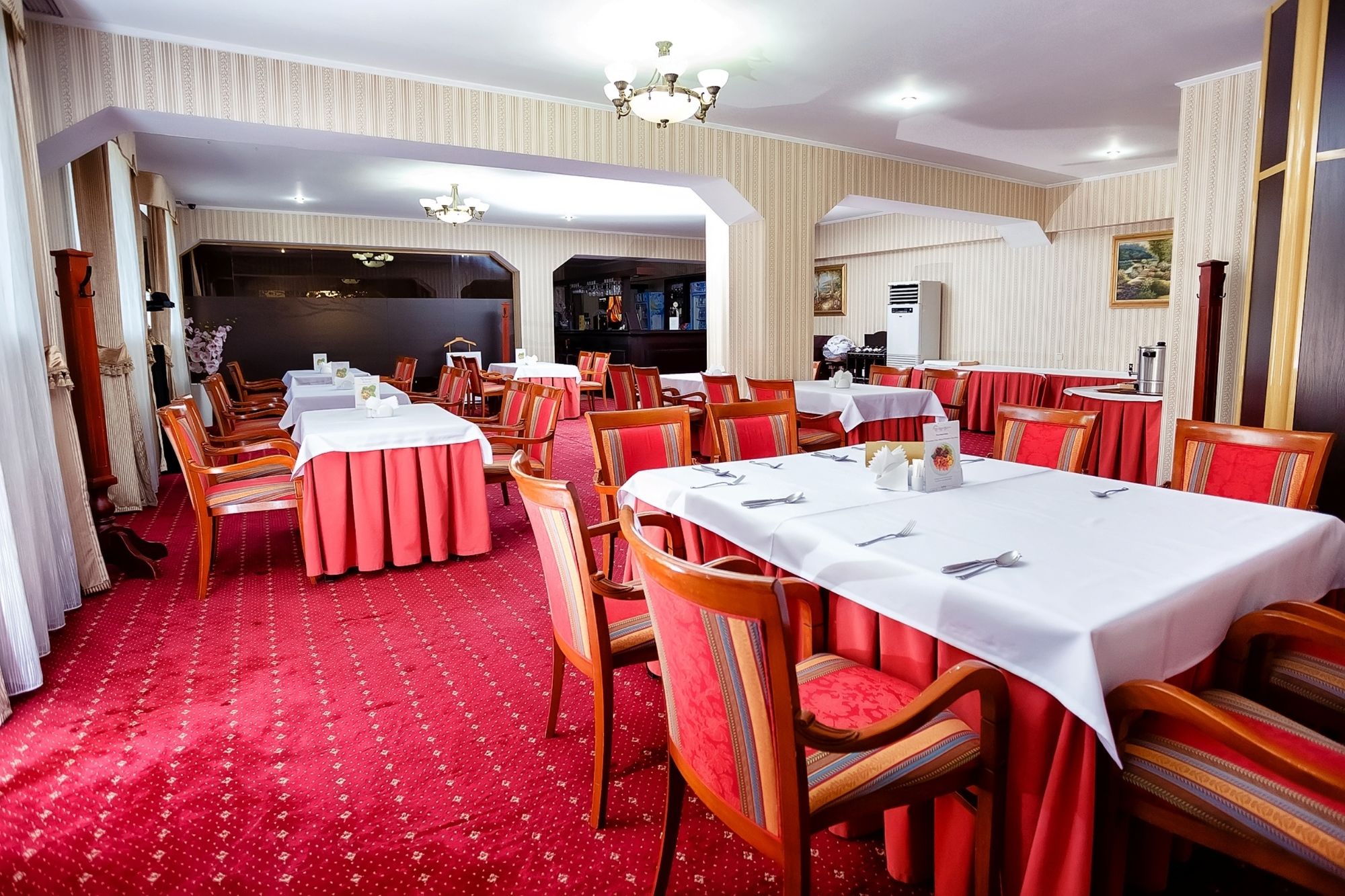 City Hotel Tien Shan