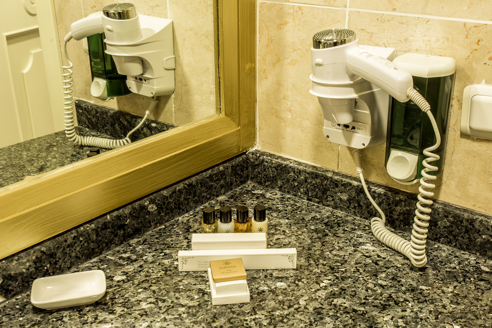Golden Mir Hotel & Spa