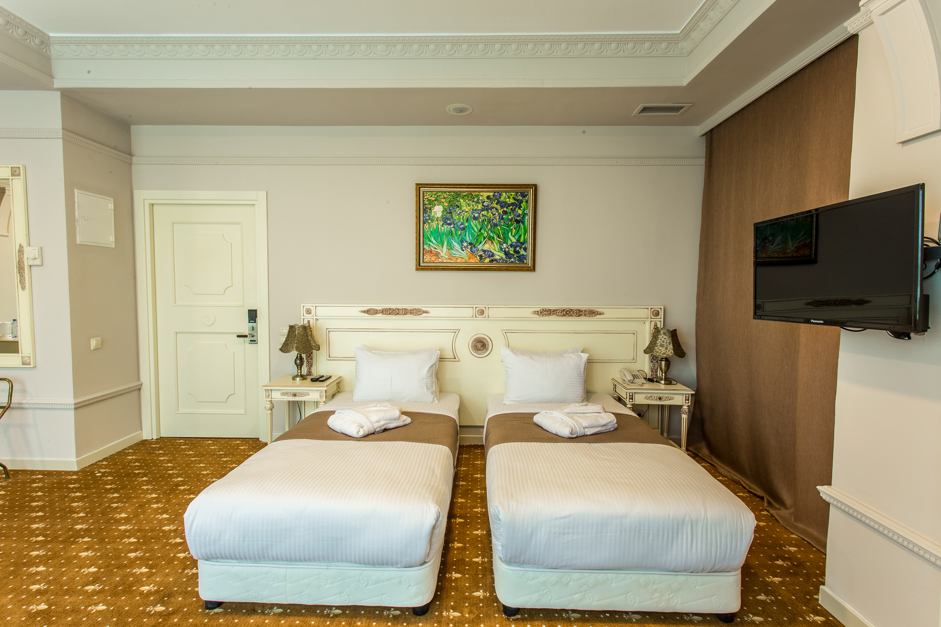 Golden Mir Hotel & Spa