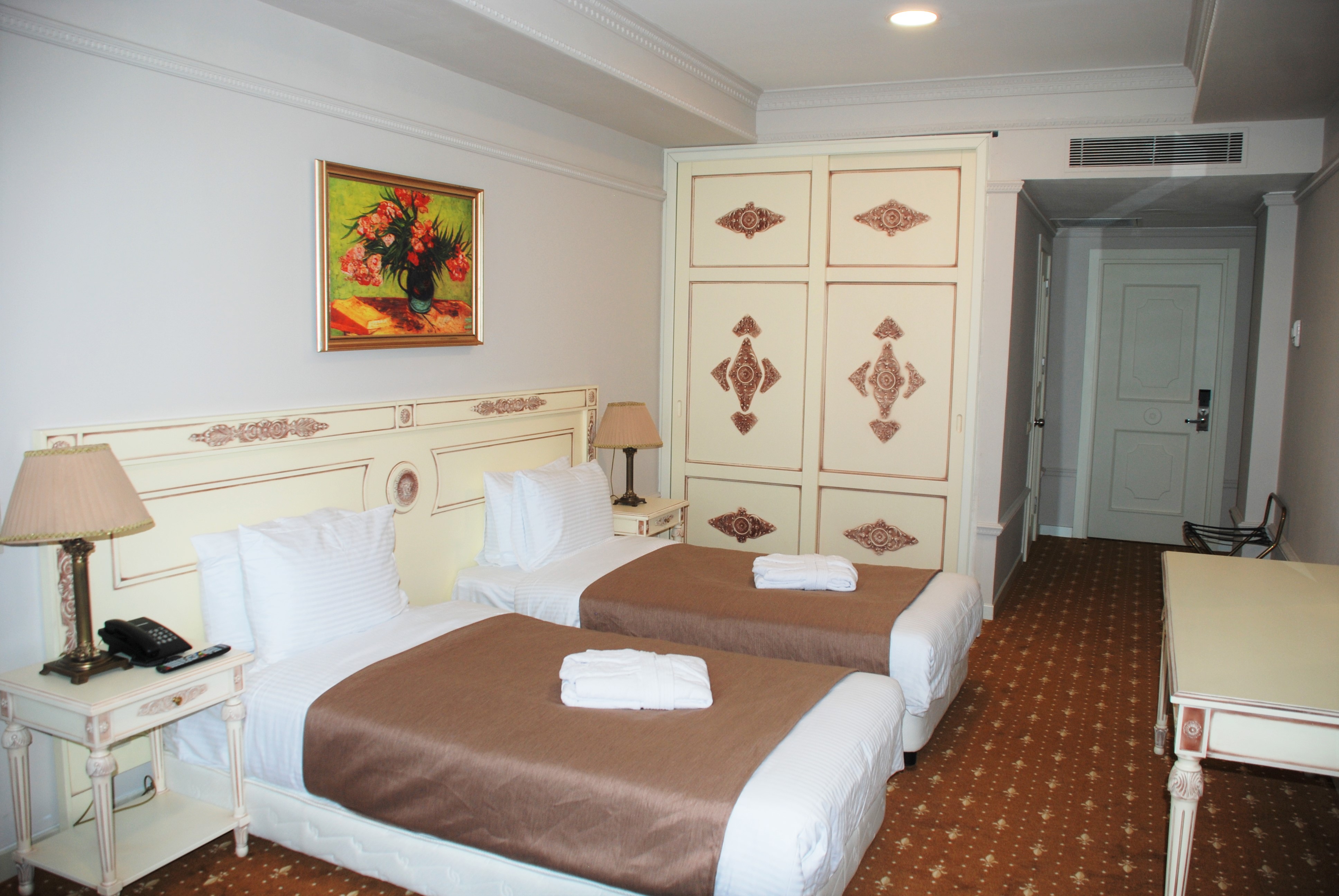 Golden Mir Hotel & Spa