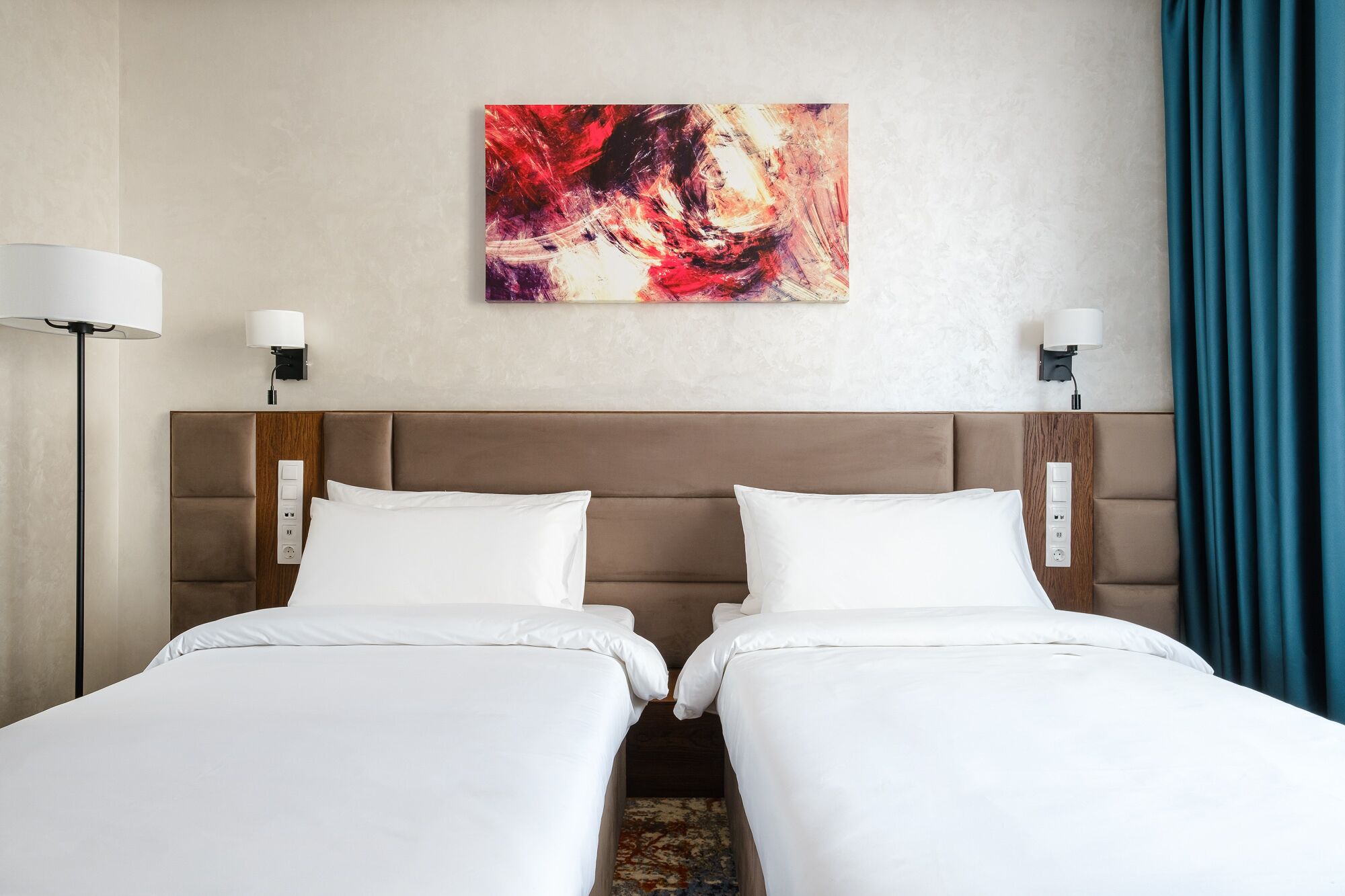 Grand Mildom Hotel