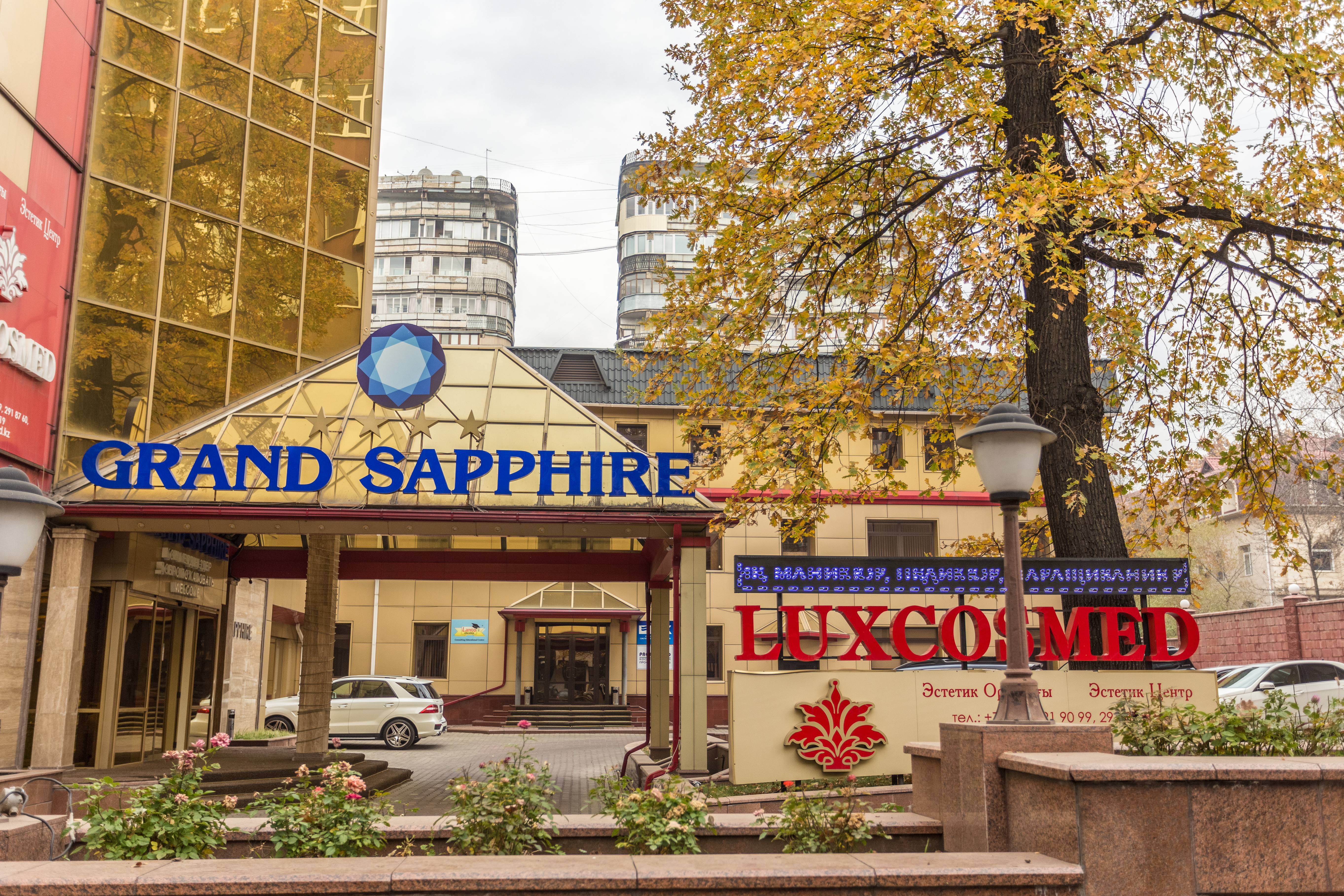 Grand Sapphire Hotel