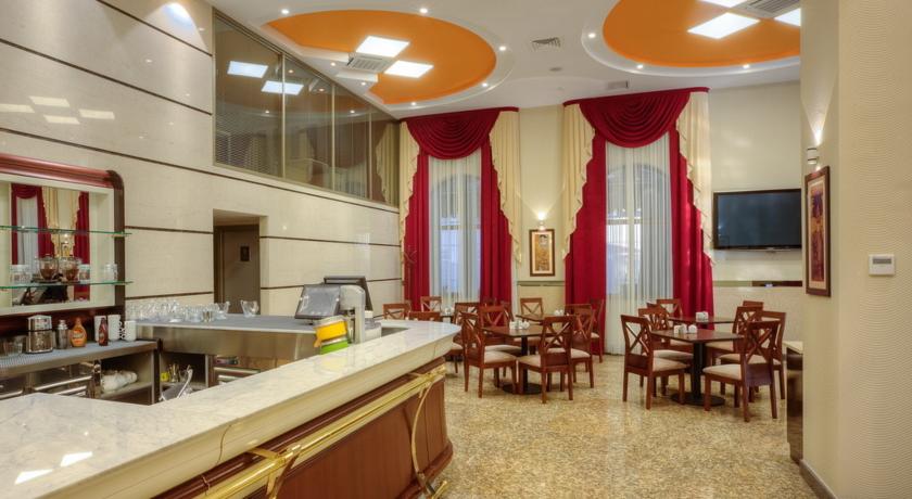 Hotel Grand Voyage