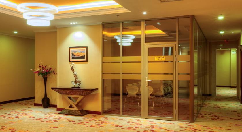 Hotel Grand Voyage