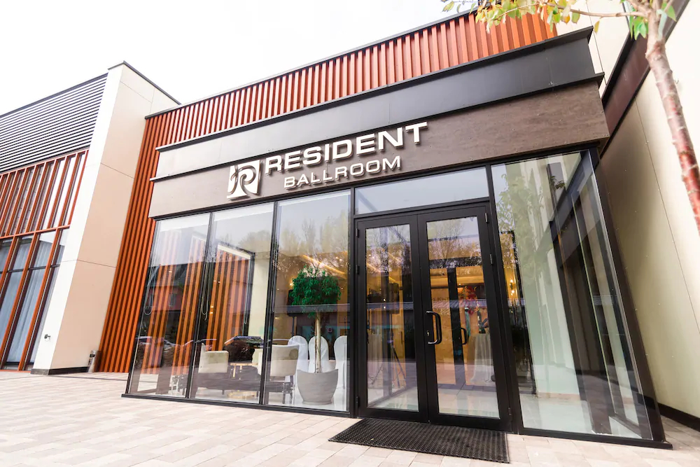 Resident City Hotel