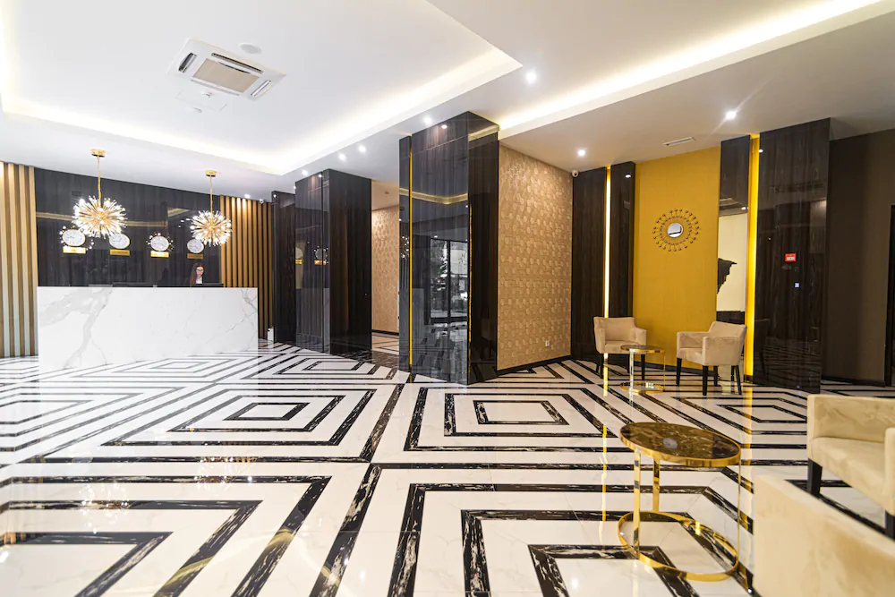 Resident City Hotel