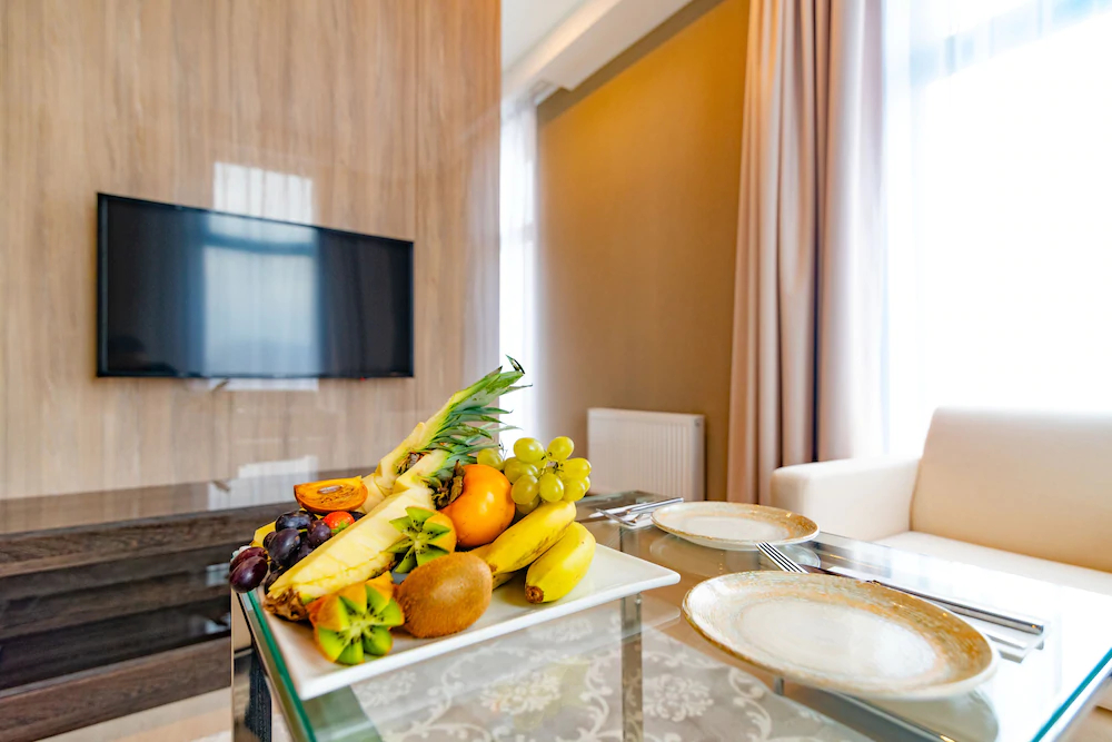 Resident City Hotel