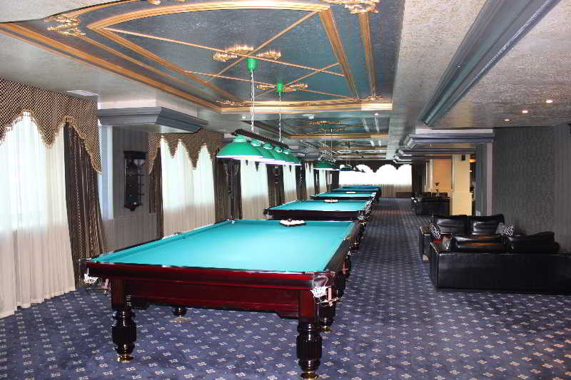 Royal Palace Hotel