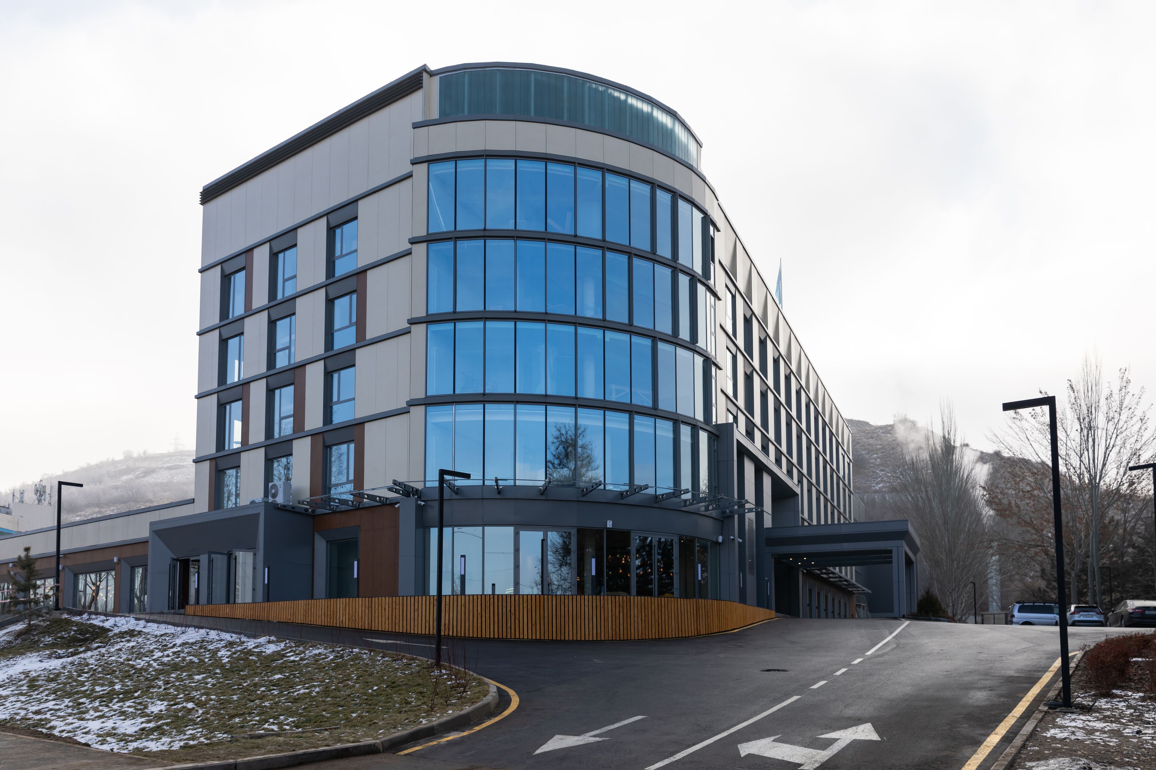 Sadu Hotel