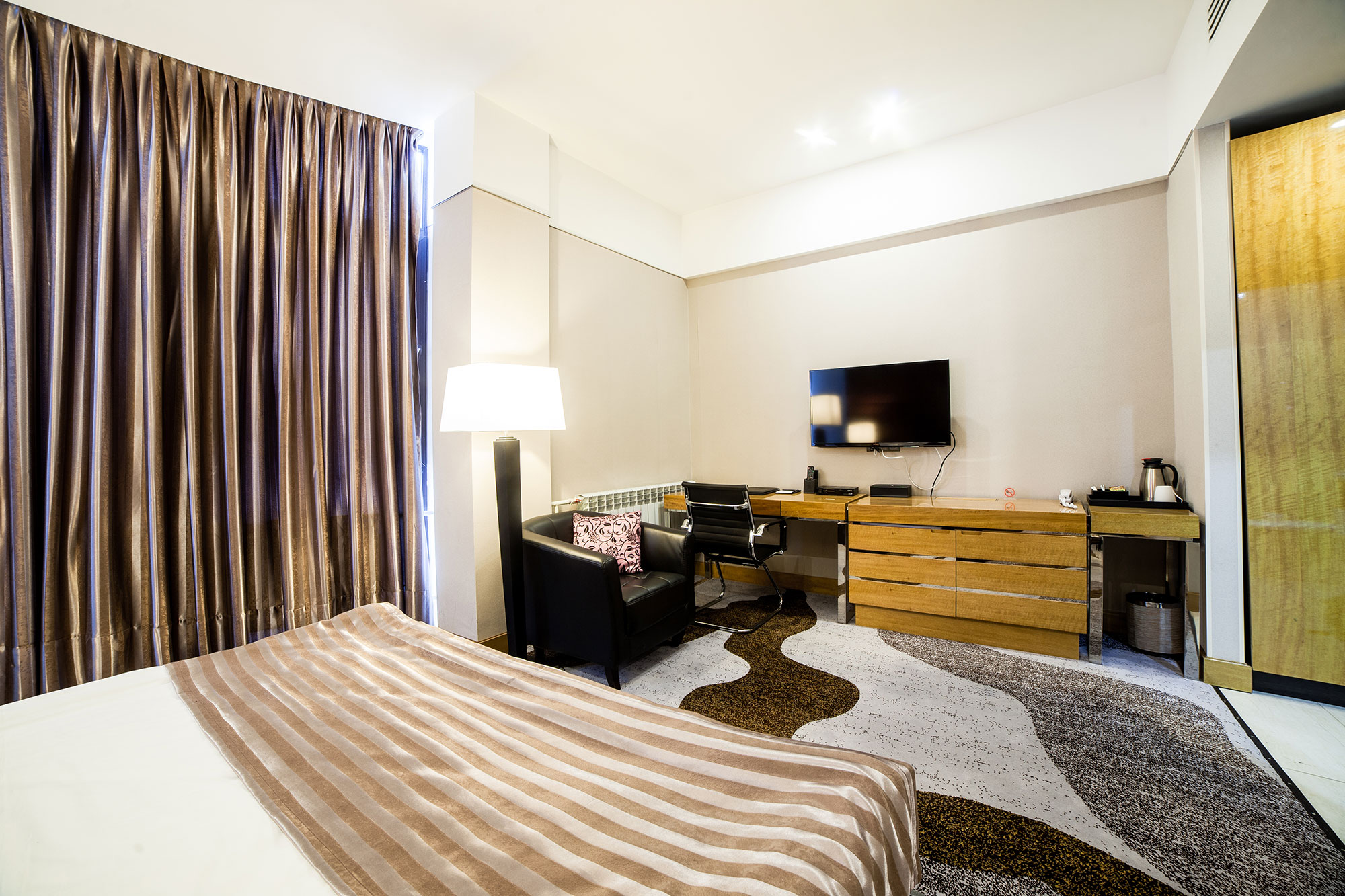 Hotel Absolute