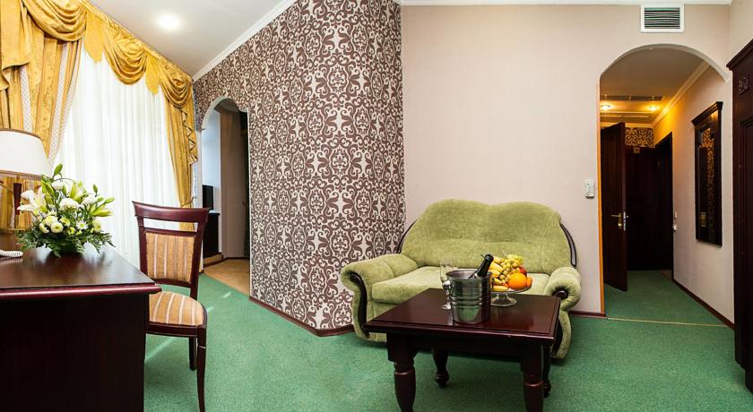 Rush Hotel