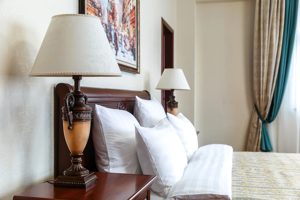 Alanda Hotel