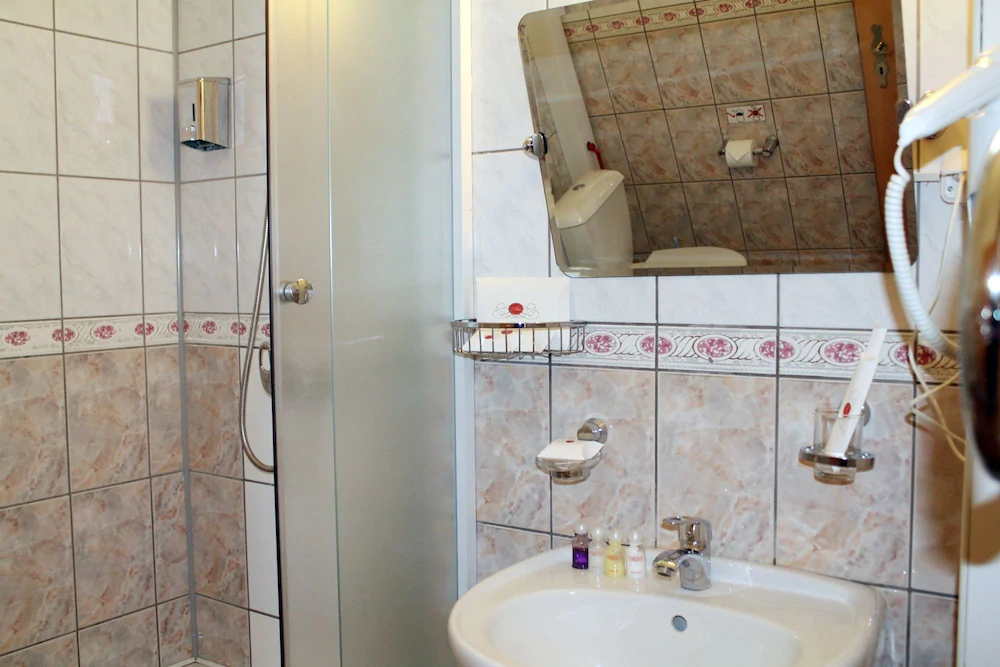 Belon-Land Hotel