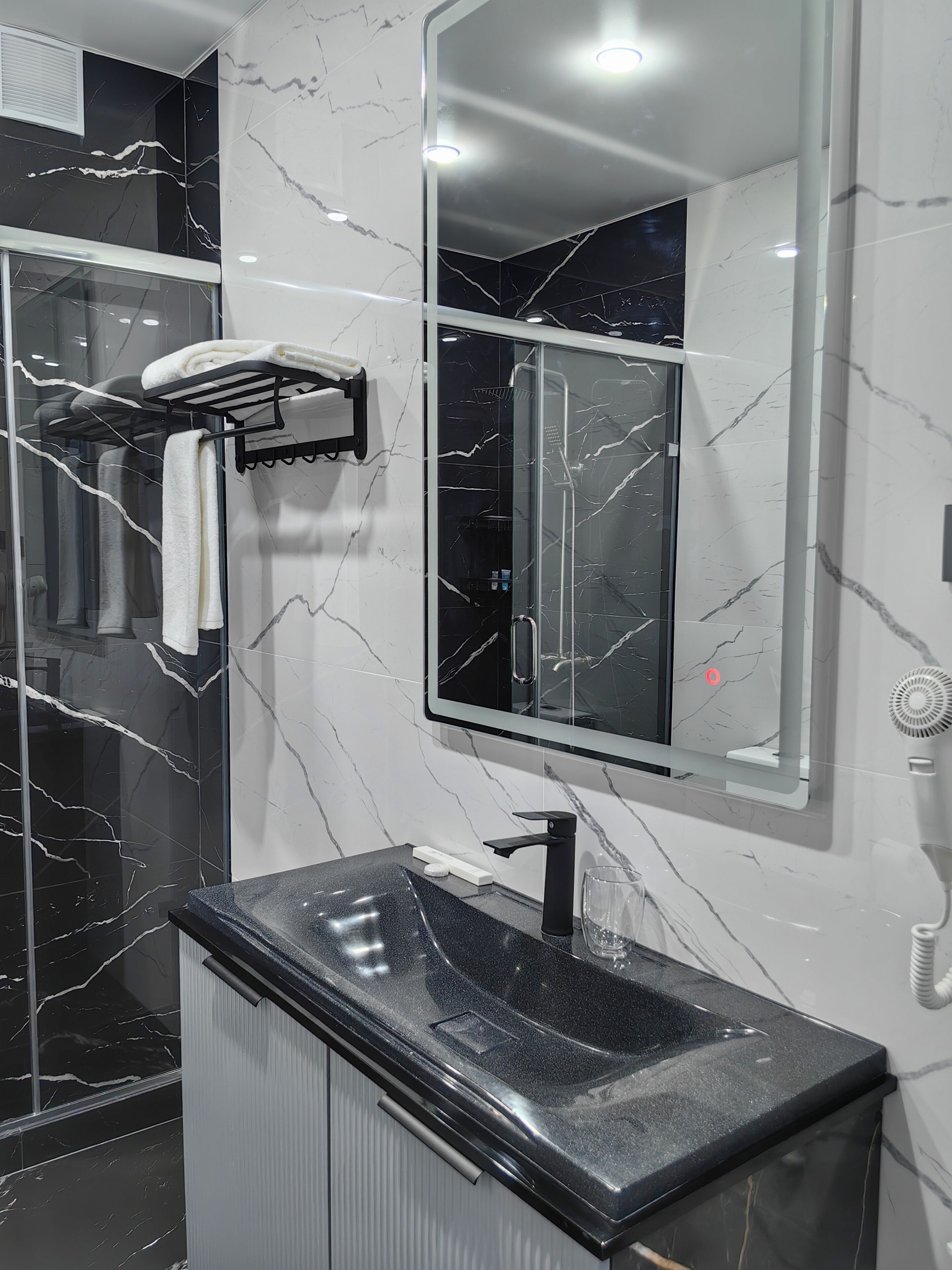 Shymkent Park Hotel
