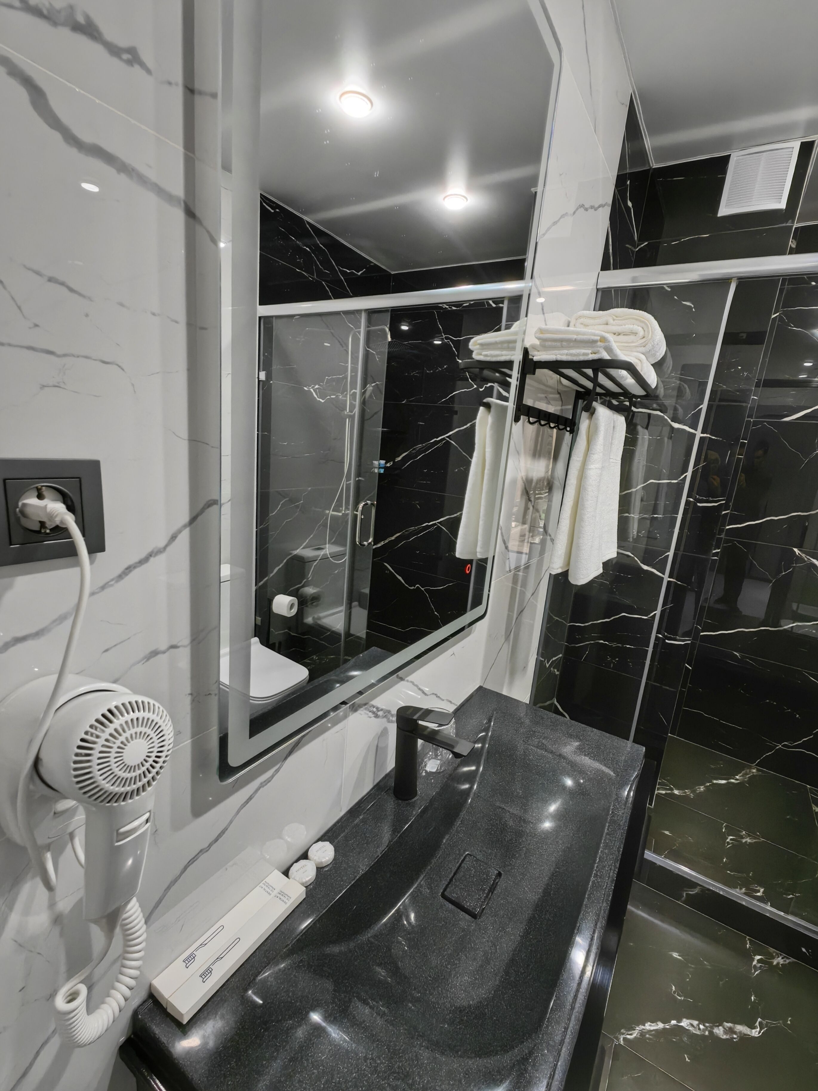 Shymkent Park Hotel