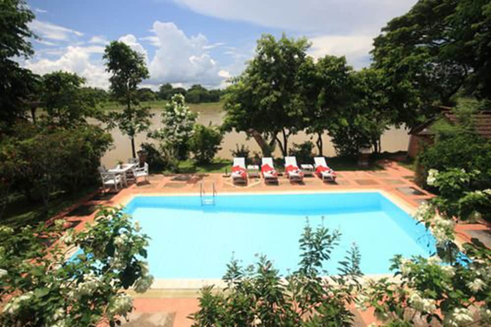 Vansana Nam Ngum Resort