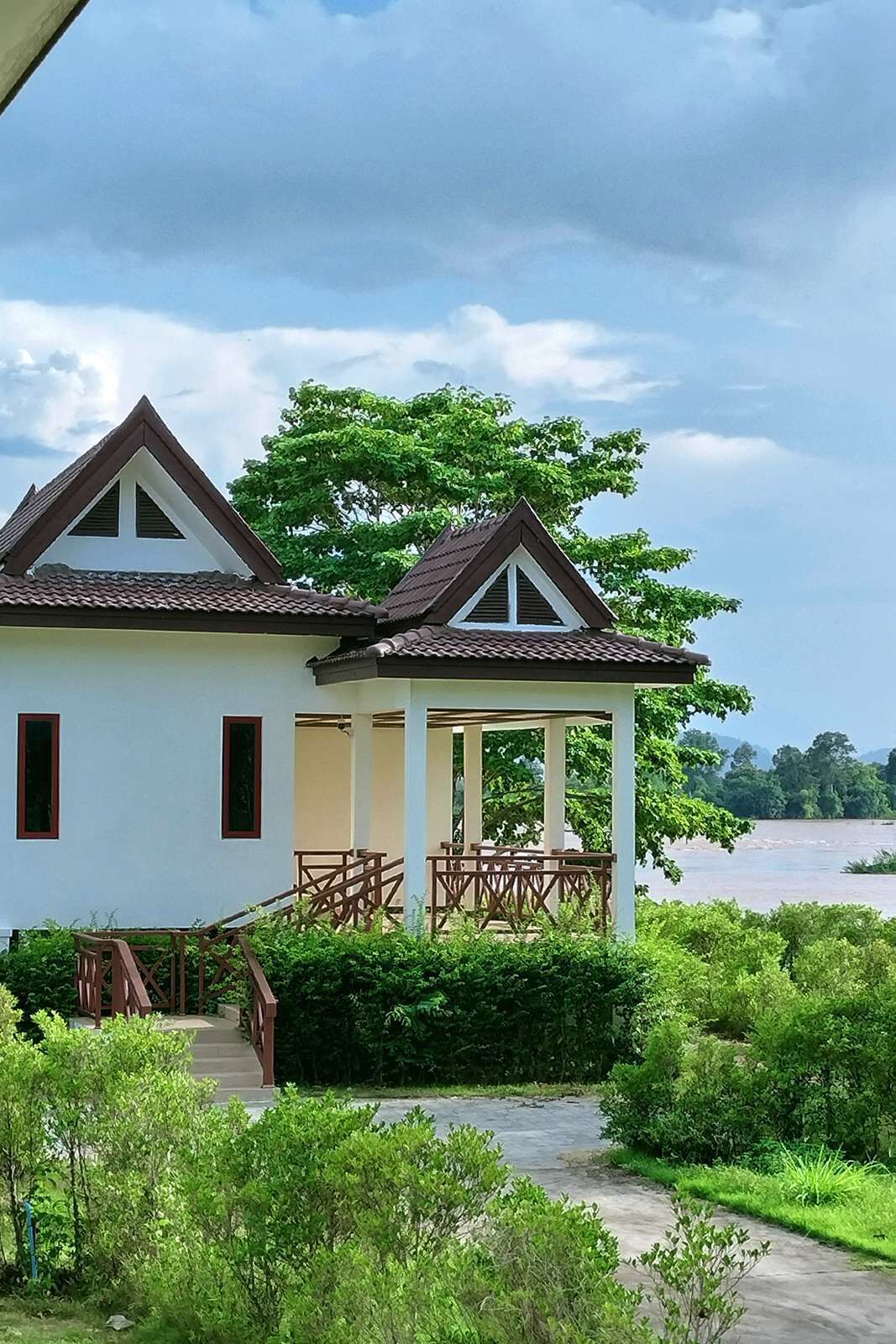 Melsweldon Laos Hotel