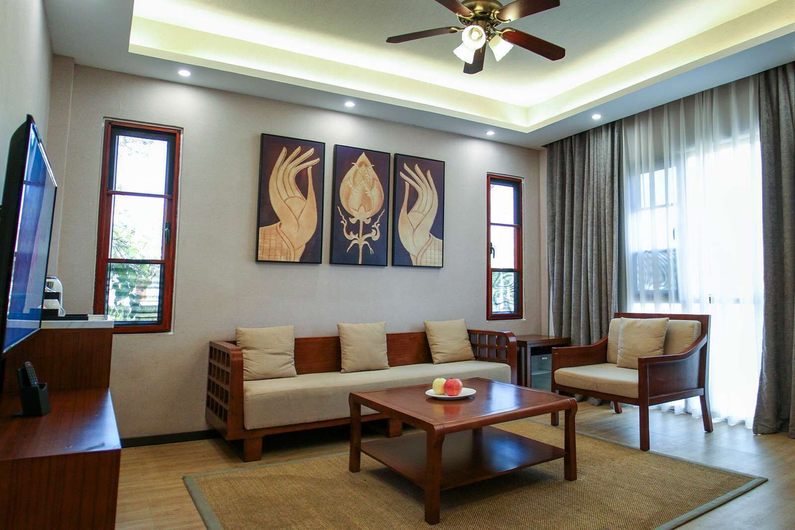Melsweldon Laos Hotel