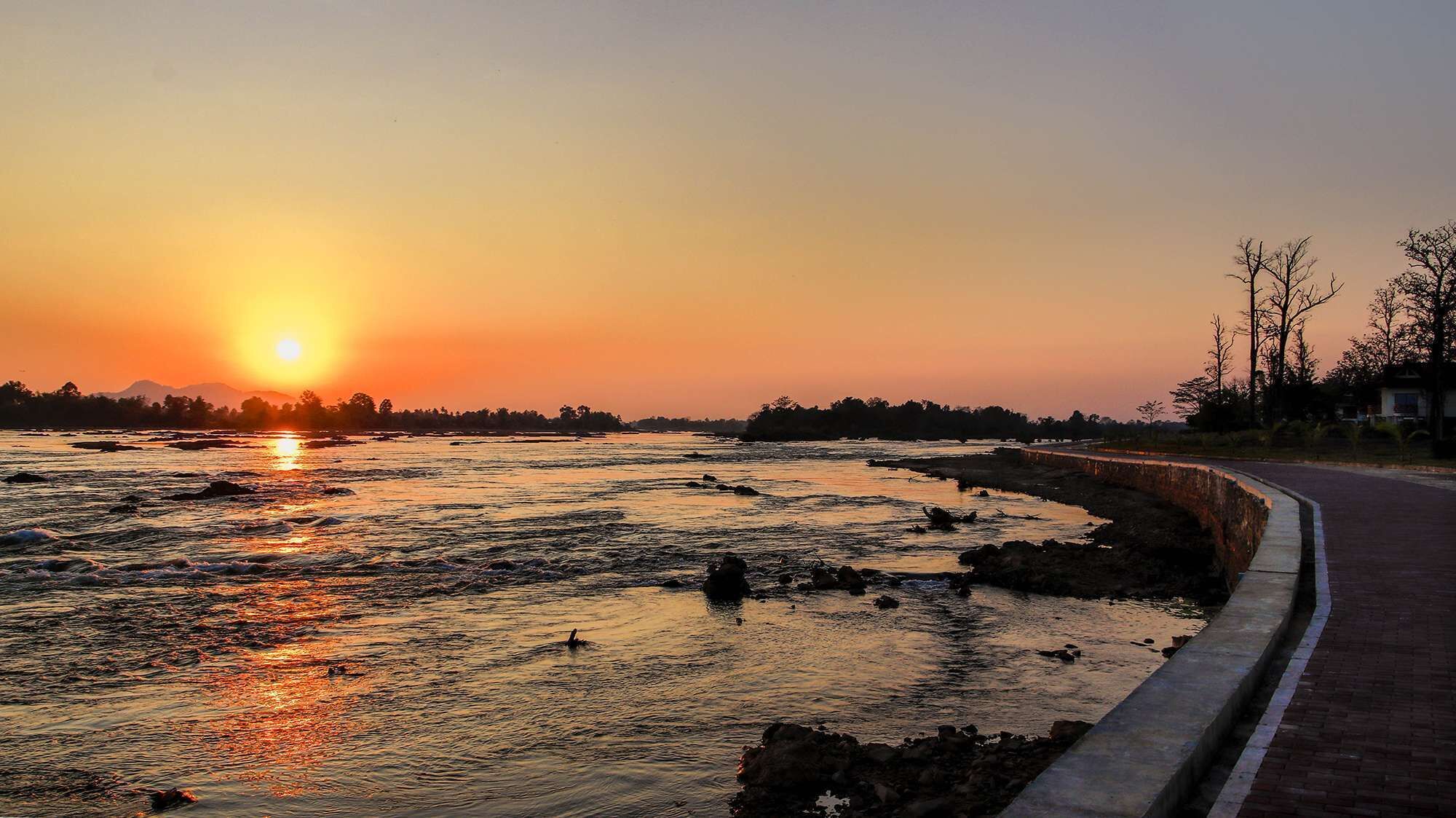 Melsweldon Laos Hotel