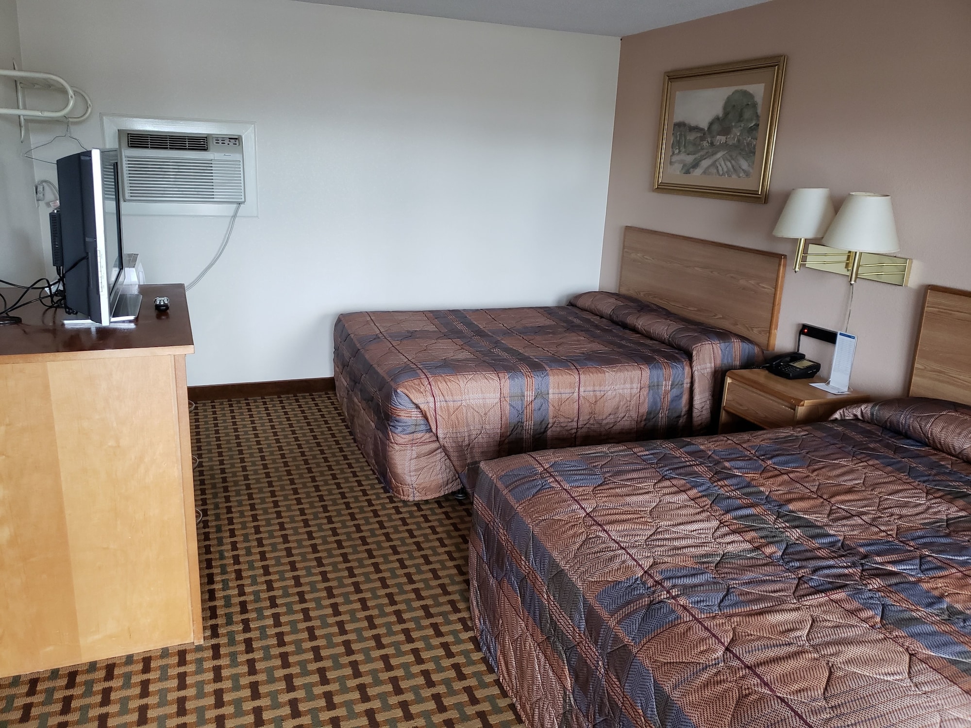 River Heights Motel