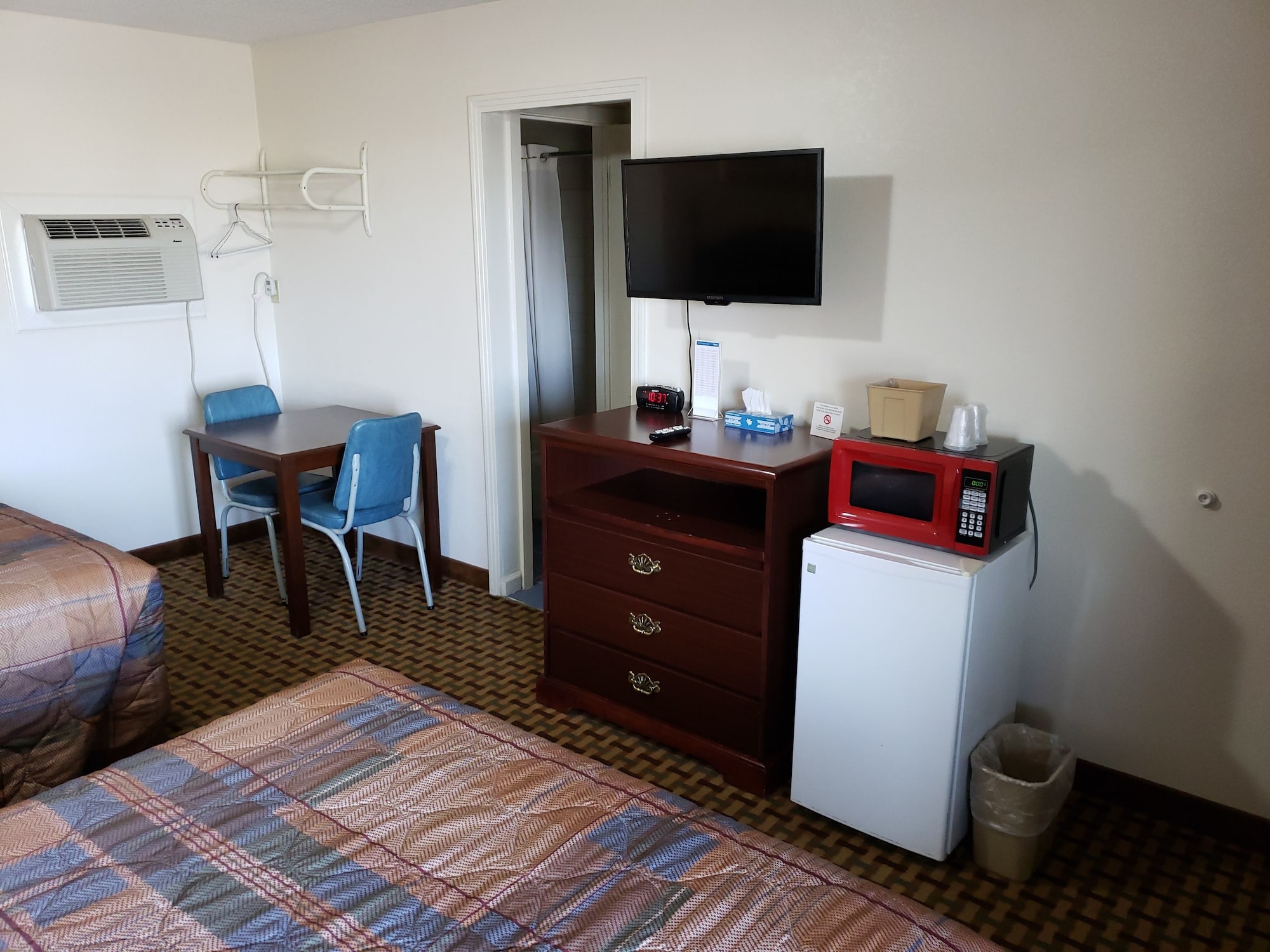 River Heights Motel