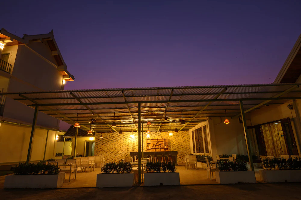 Amanda Hotel